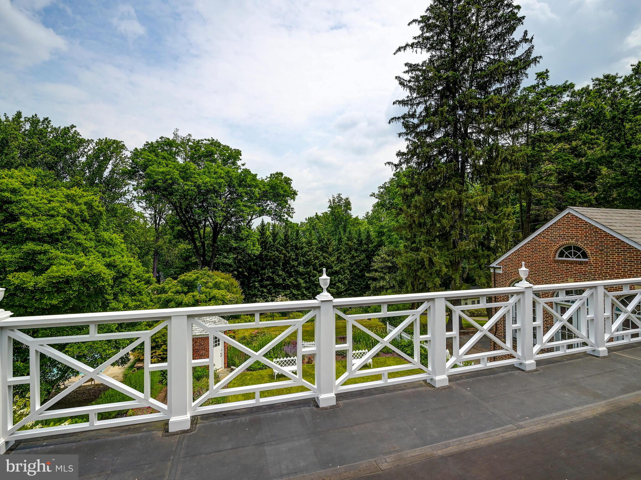 WOODBROOK - Residential