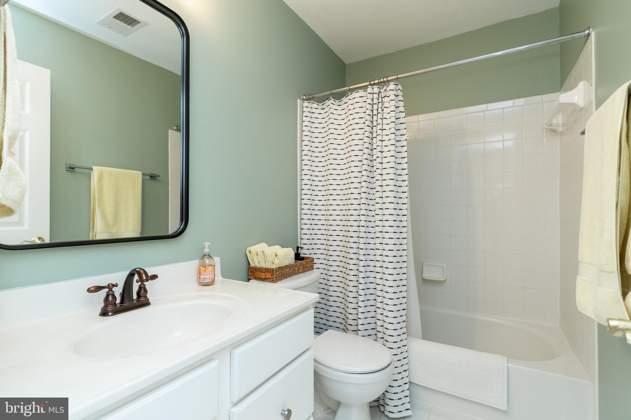 BLOOMS MILL - Residential