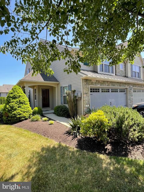 Photo of 11 REBECCA DR, DENVER, PA 17517 (MLS # PALA2035654)