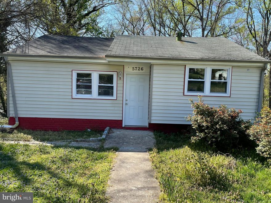 4 Bedroom 1 Bath - recently renovated.   3 bedrooms on the 2nd floor and 1 bedroom on the main floor.  

Nice backyard - quiet neighborhood on a cul de sac street.    Walking distance to restaurants and stores.  Very close to BW Parkway and public transportation.   

Available now.