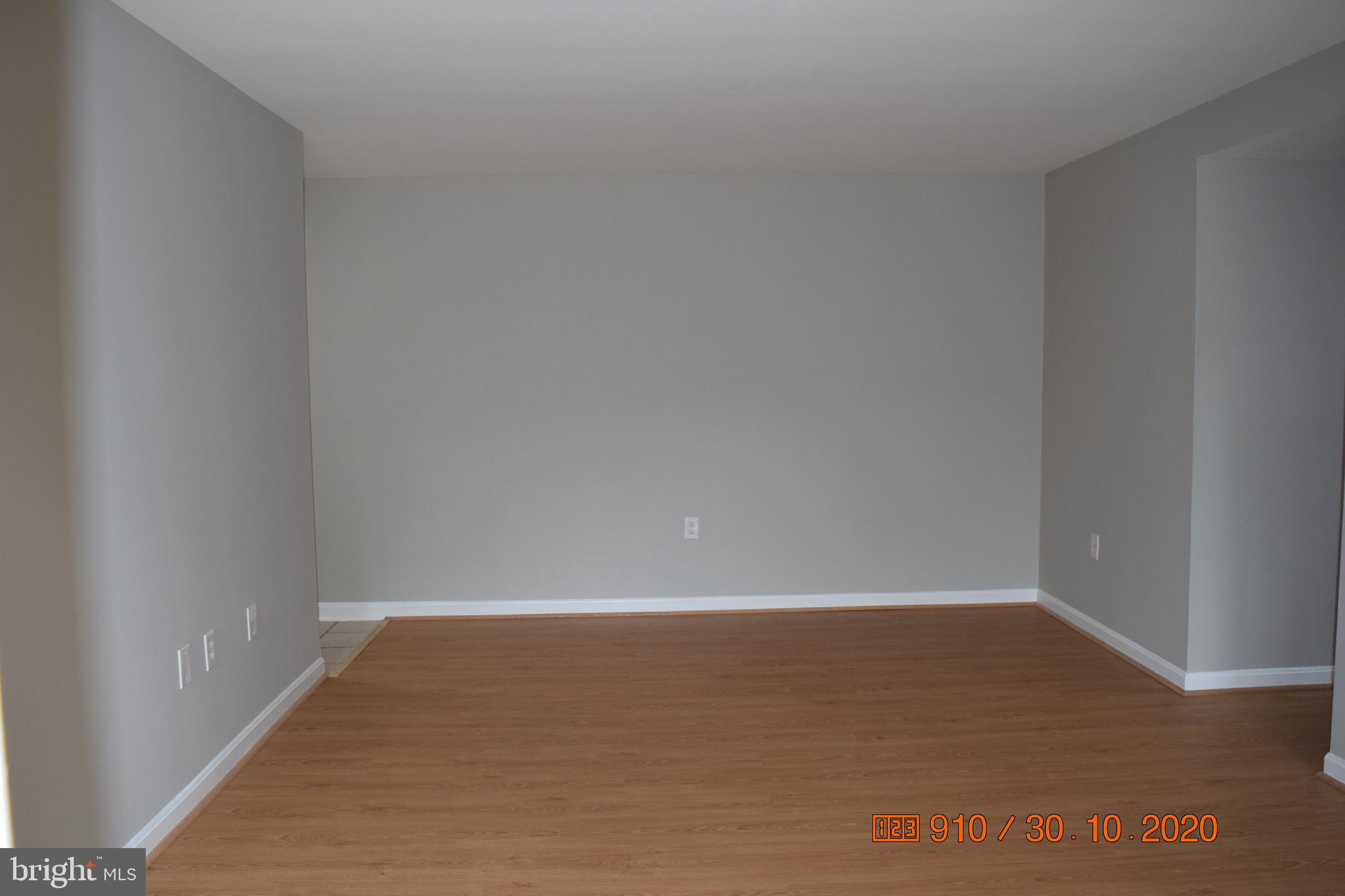 CANTERBURY SQUARE - Residential Lease