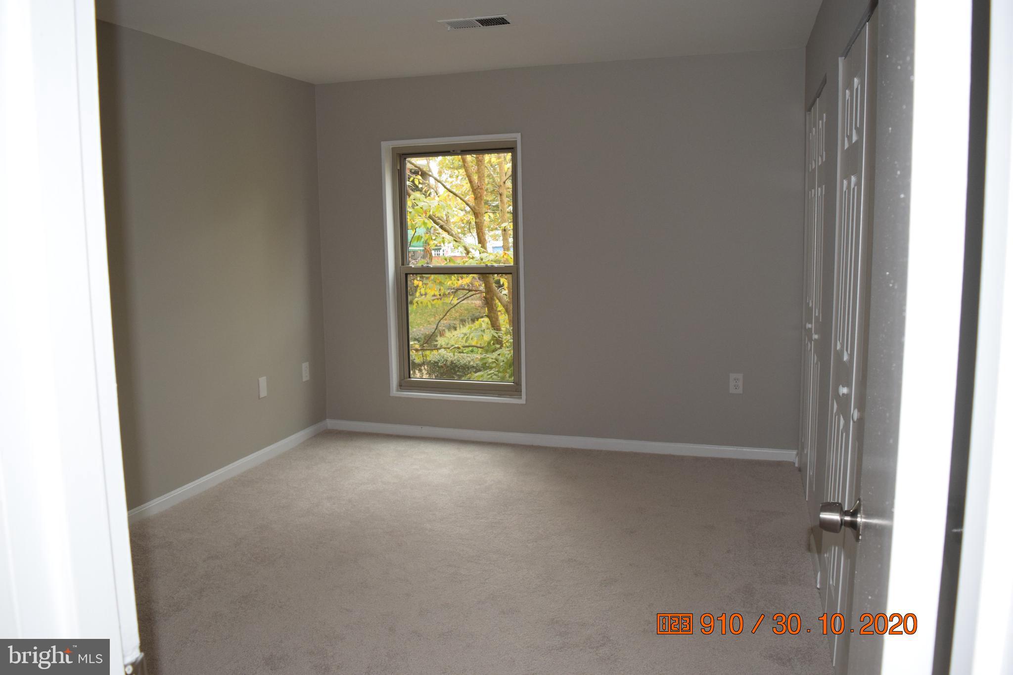 CANTERBURY SQUARE - Residential Lease