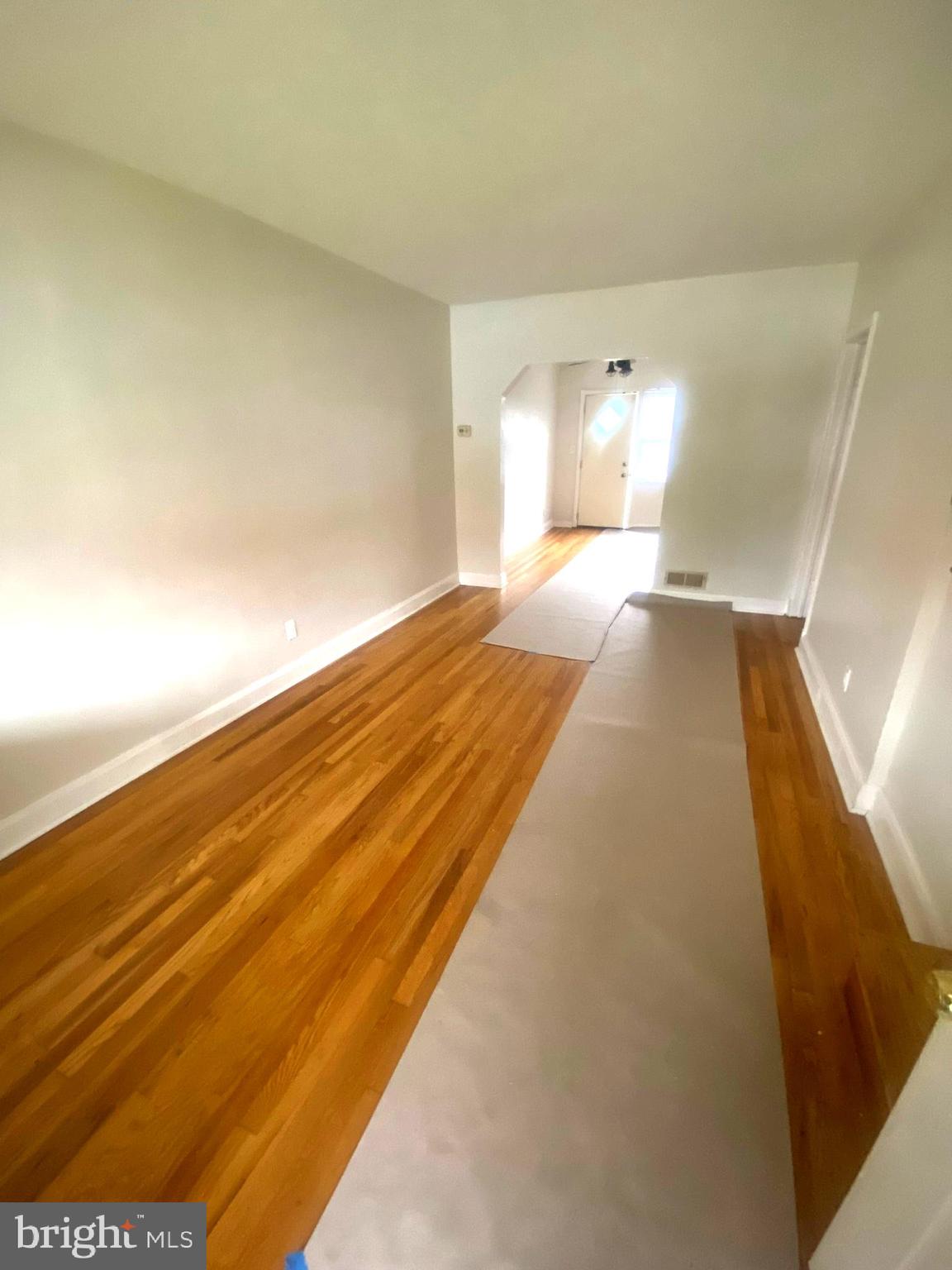 WOODMERE - Residential Lease