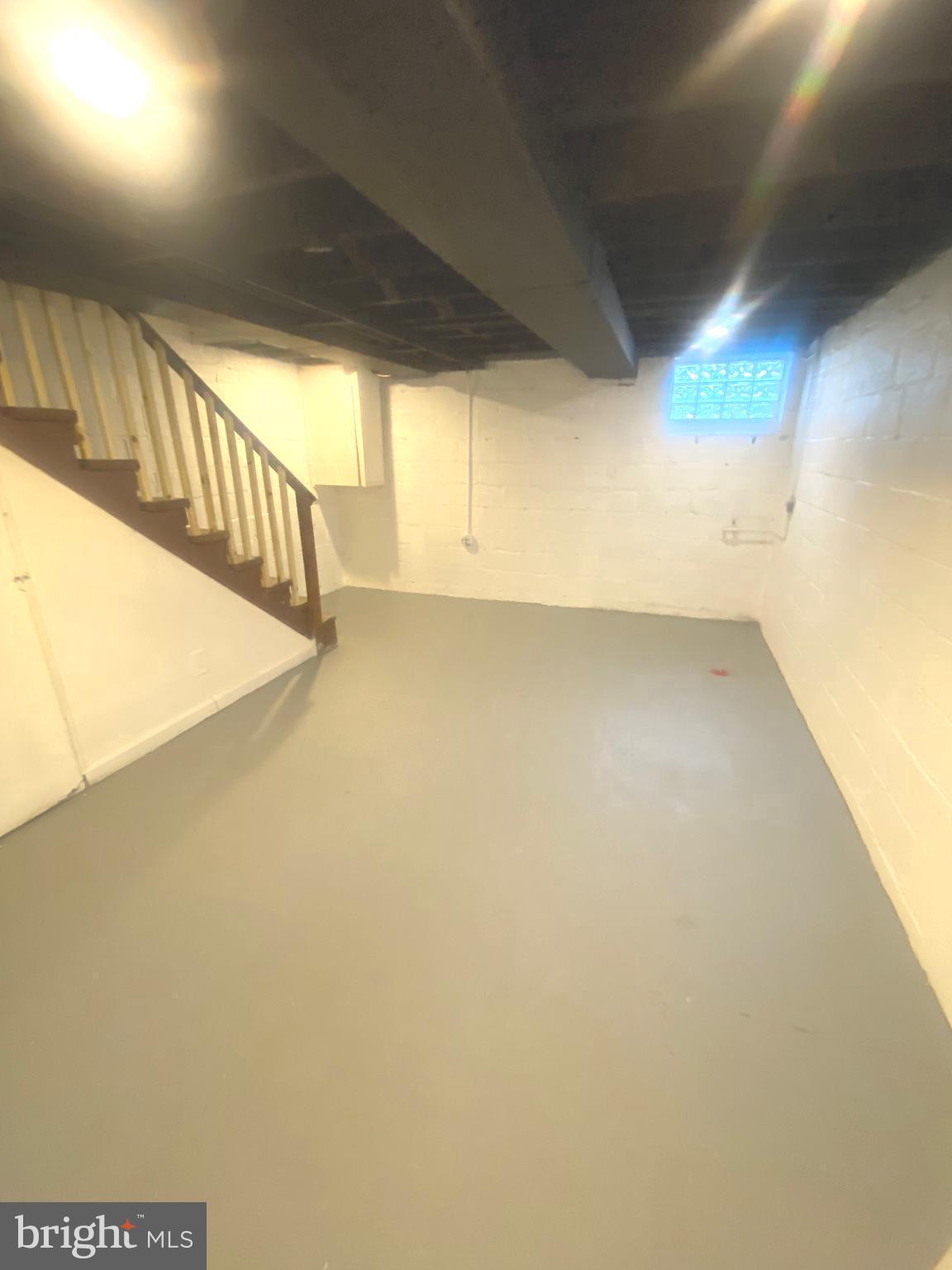 WOODMERE - Residential Lease