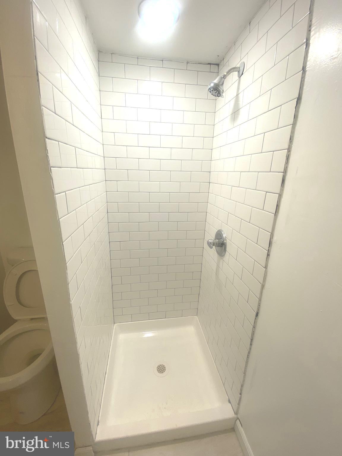 WOODMERE - Residential Lease