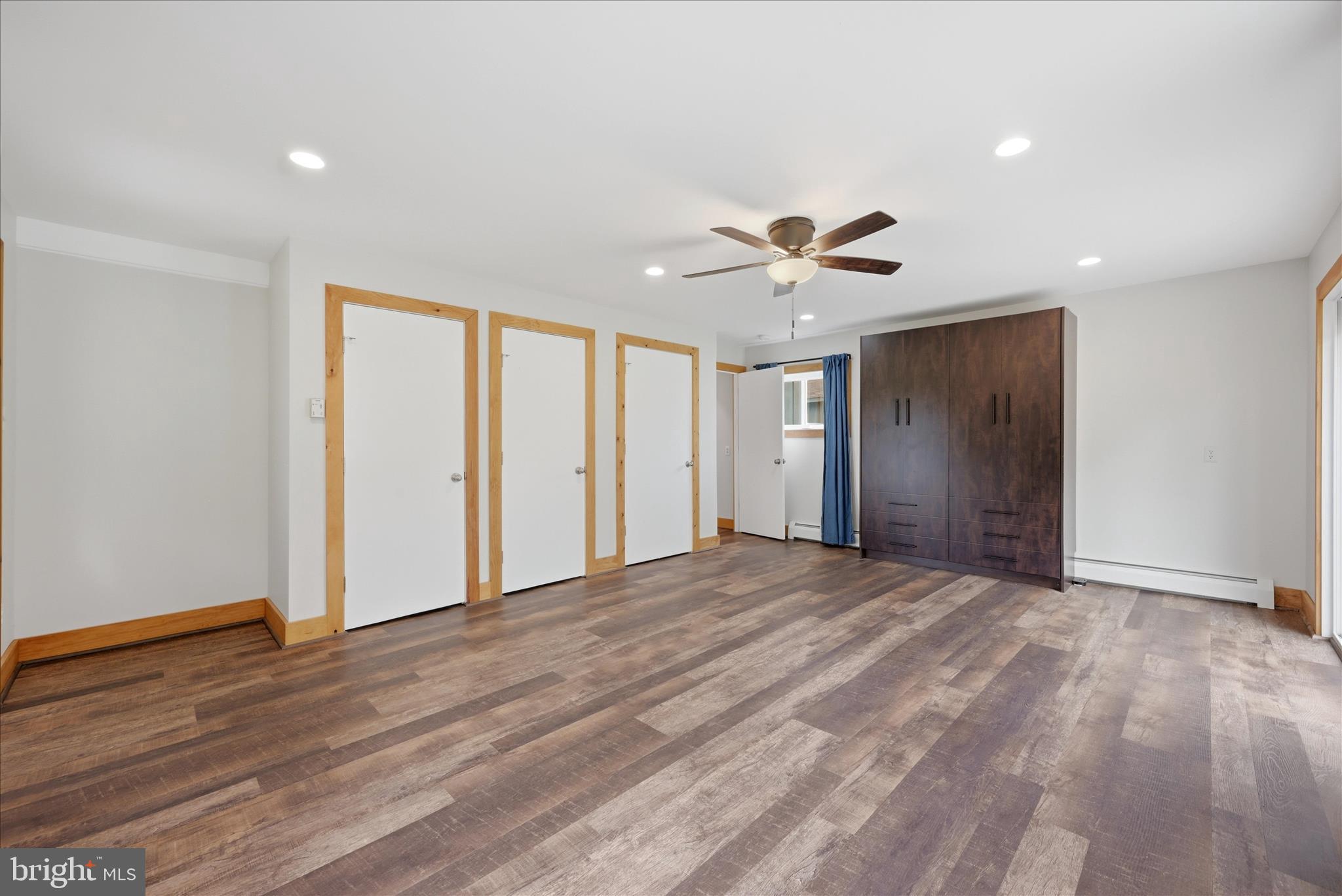 CALMES NECK ESTATES - Residential