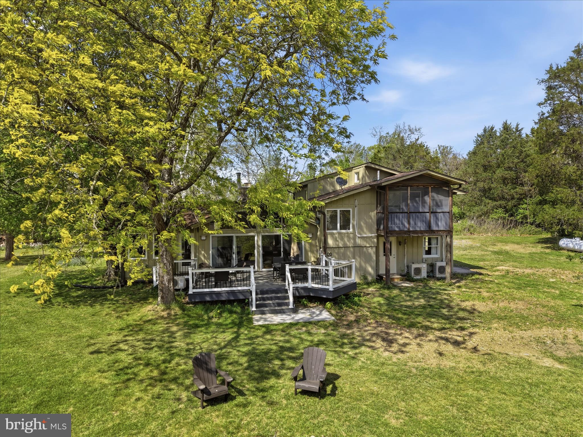 CALMES NECK ESTATES - Residential