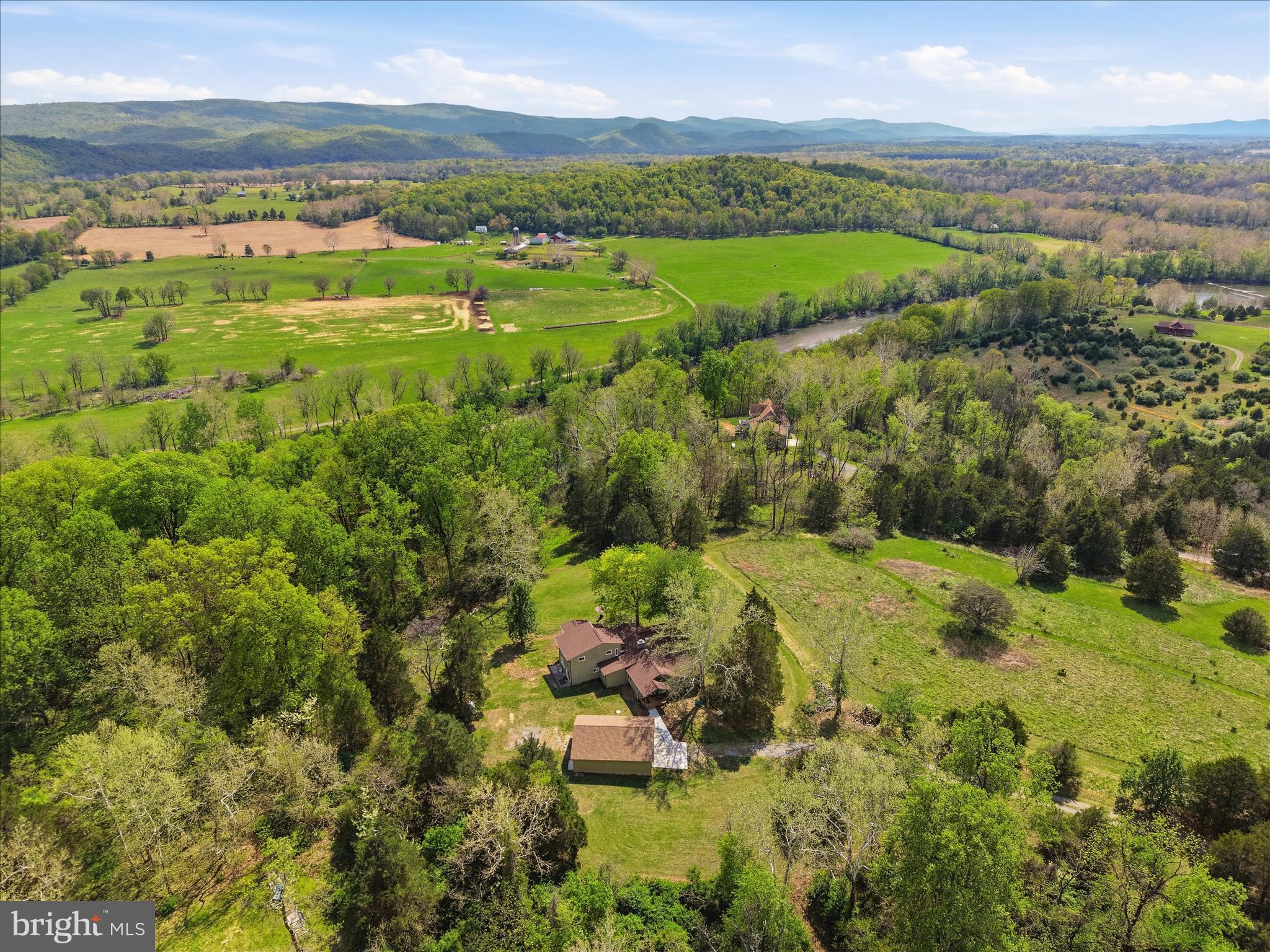 CALMES NECK ESTATES - Residential