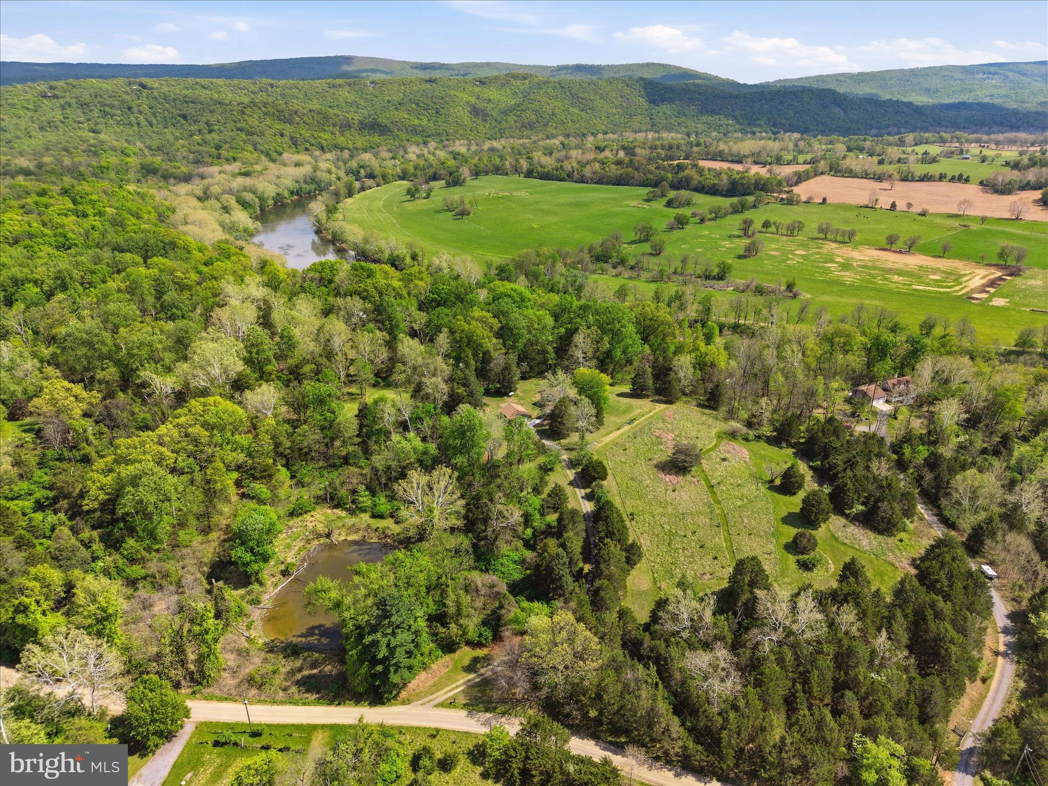 CALMES NECK ESTATES - Residential