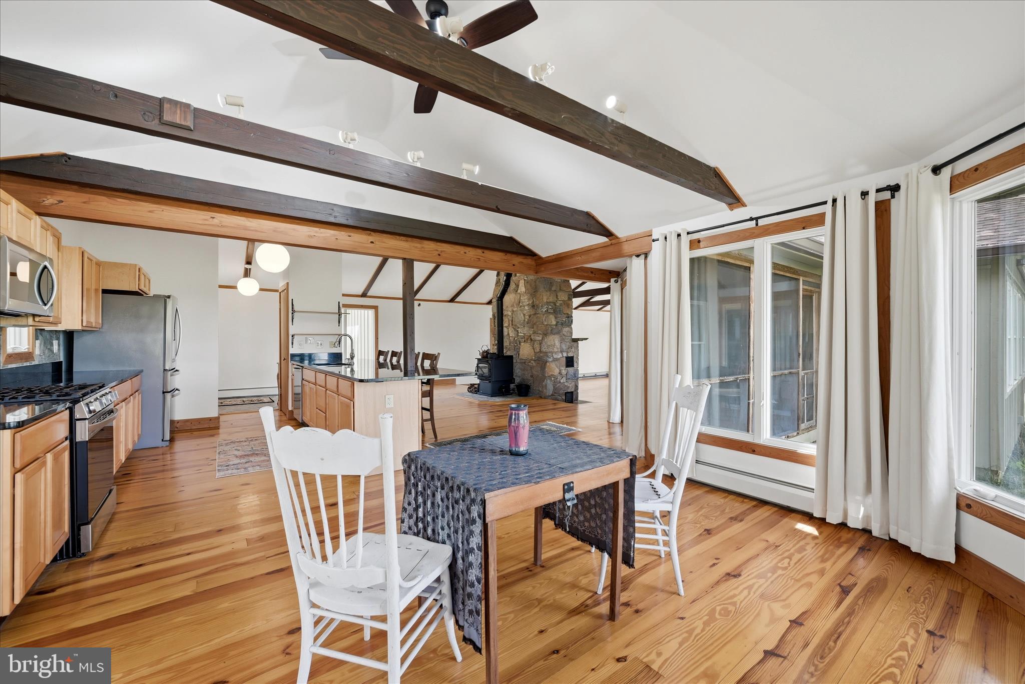 CALMES NECK ESTATES - Residential