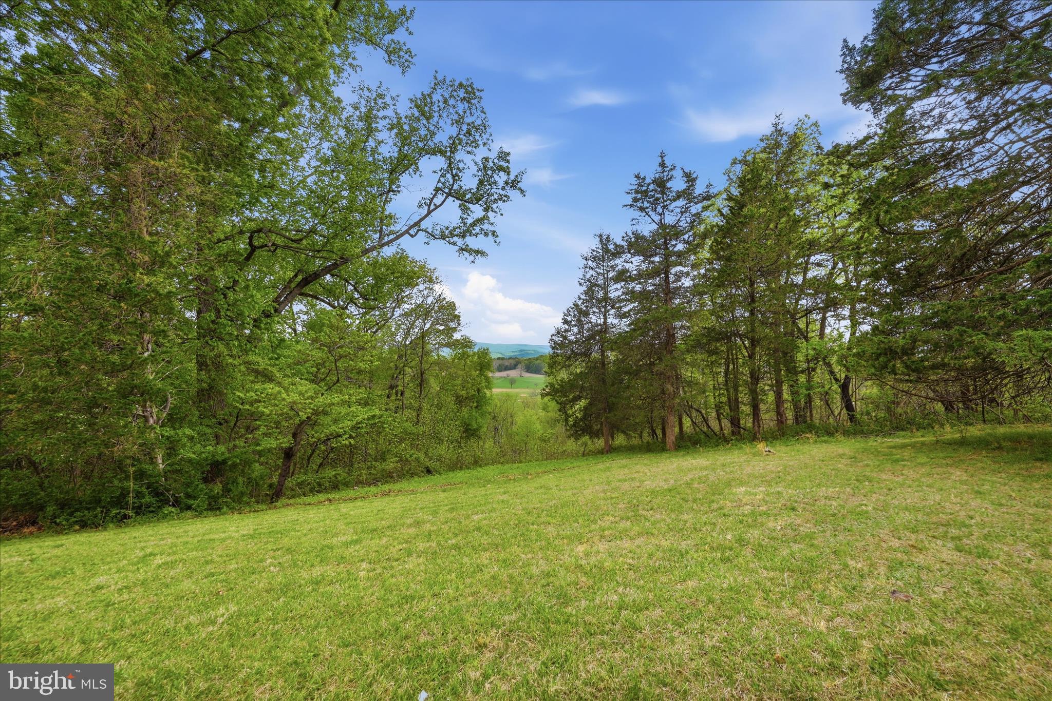 CALMES NECK ESTATES - Residential