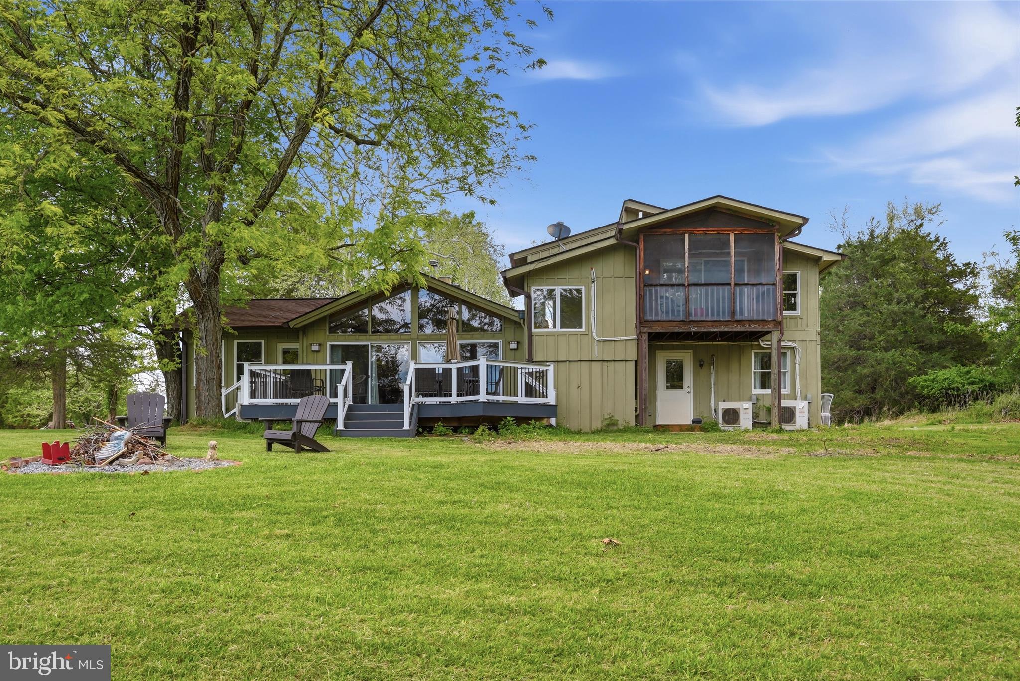 CALMES NECK ESTATES - Residential