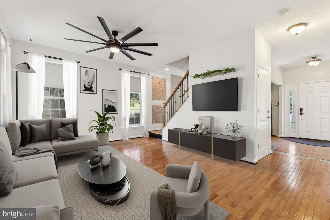 PRESIDENTIAL LAKES - Residential