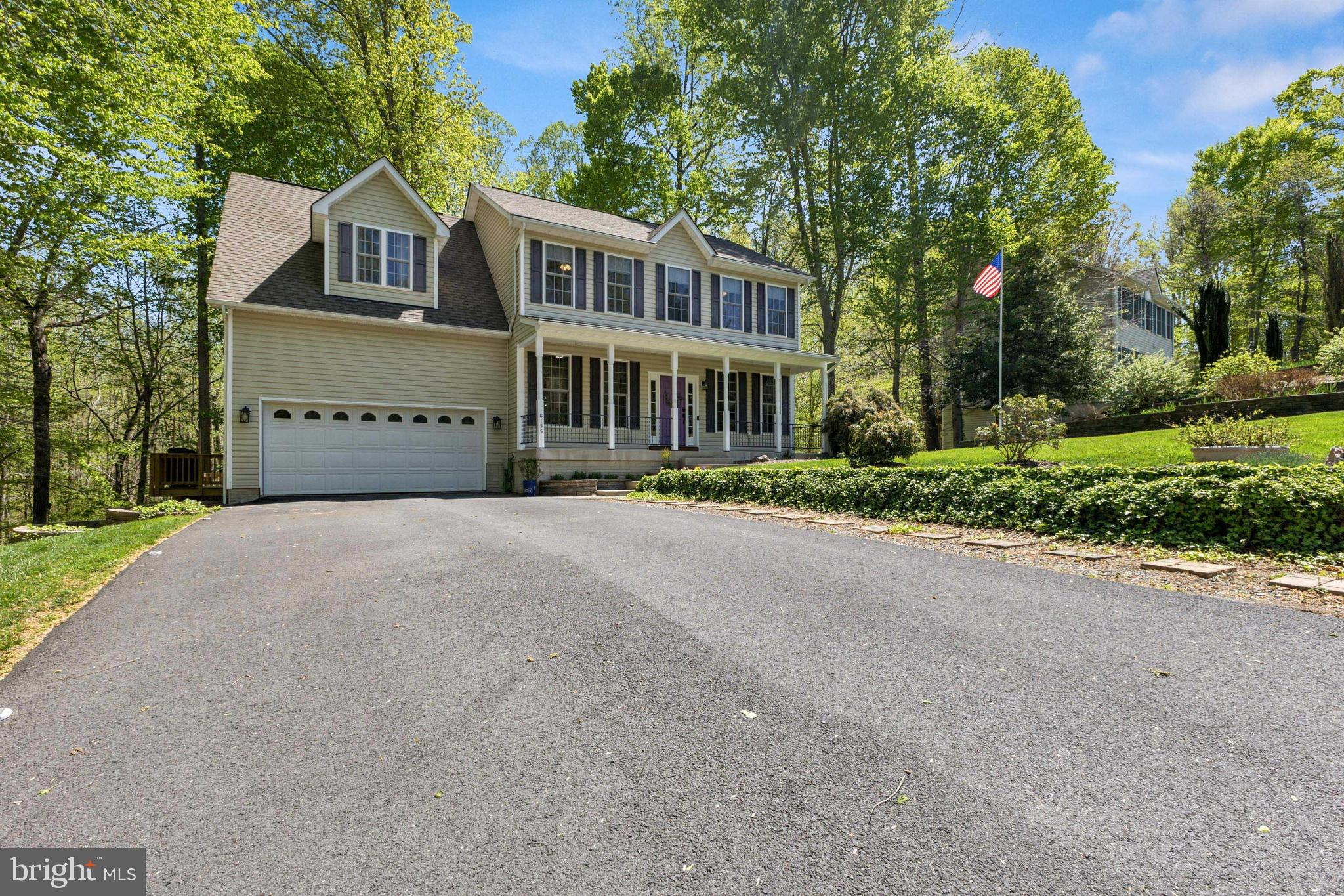 PRESIDENTIAL LAKES - Residential