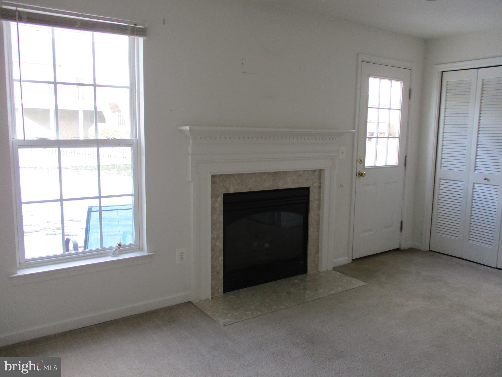 LAKELAND PLACE - Residential