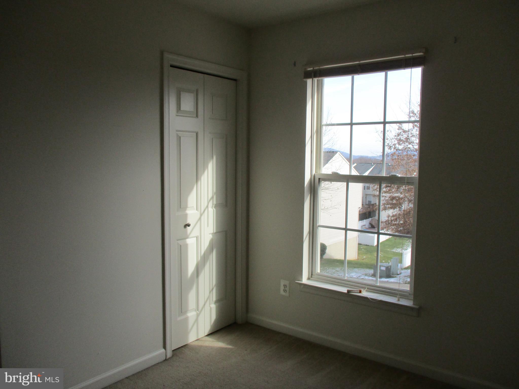 LAKELAND PLACE - Residential