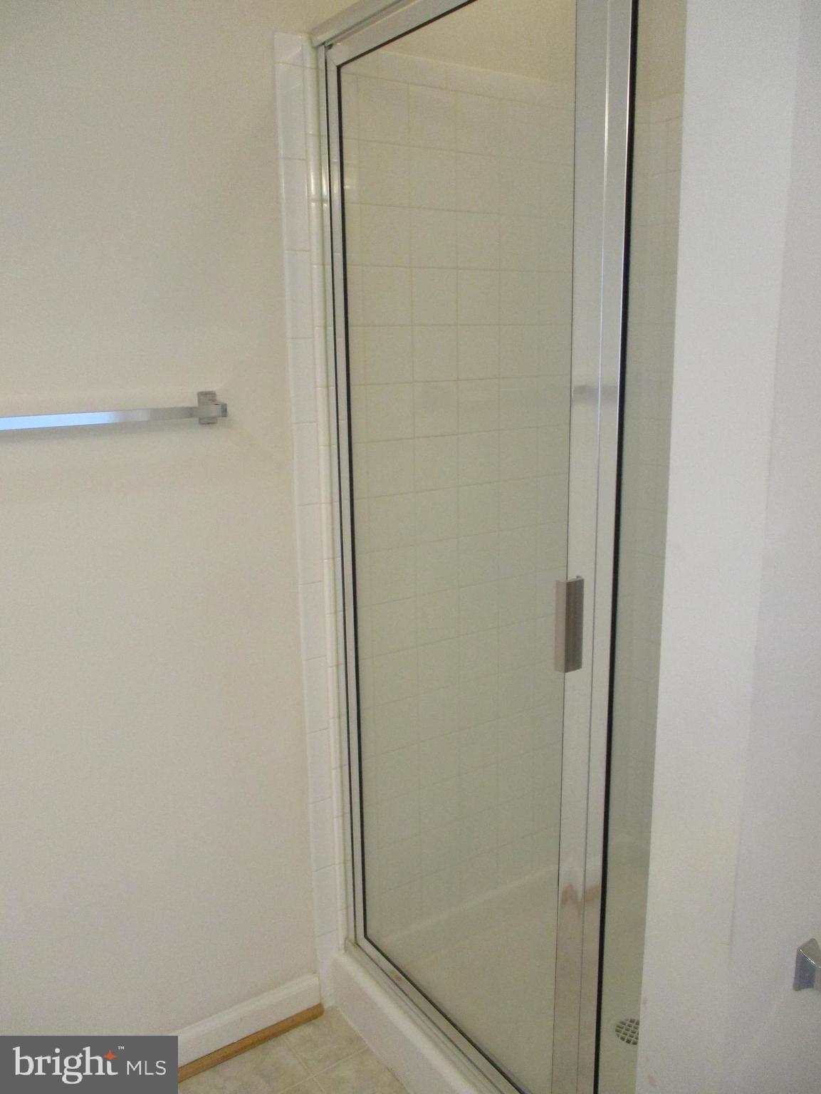 LAKELAND PLACE - Residential