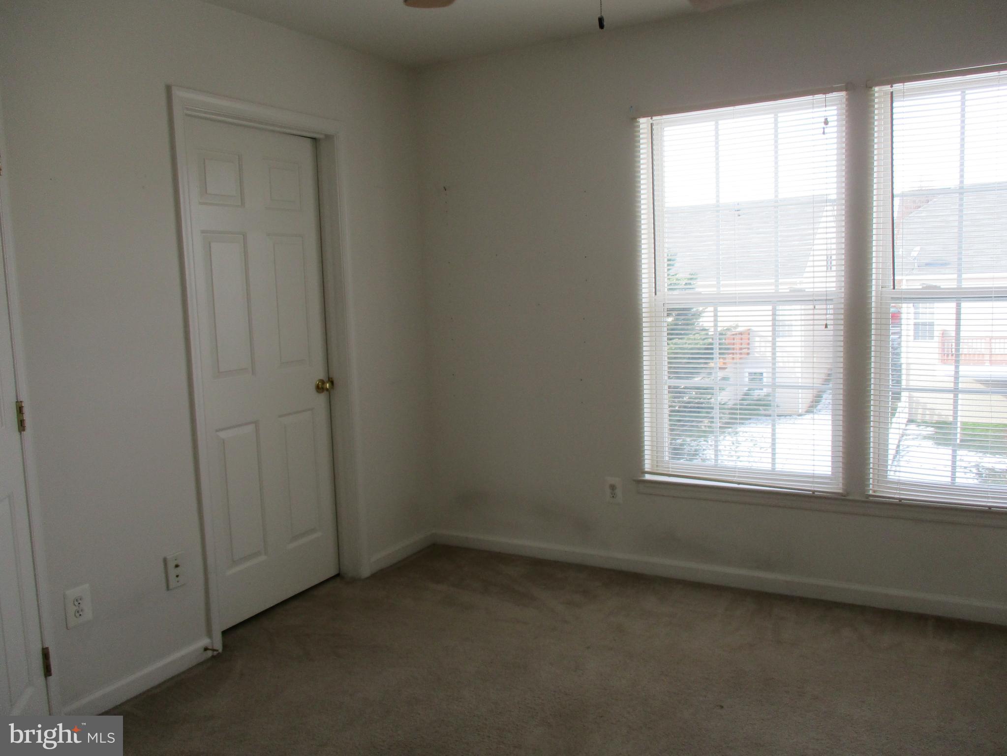 LAKELAND PLACE - Residential