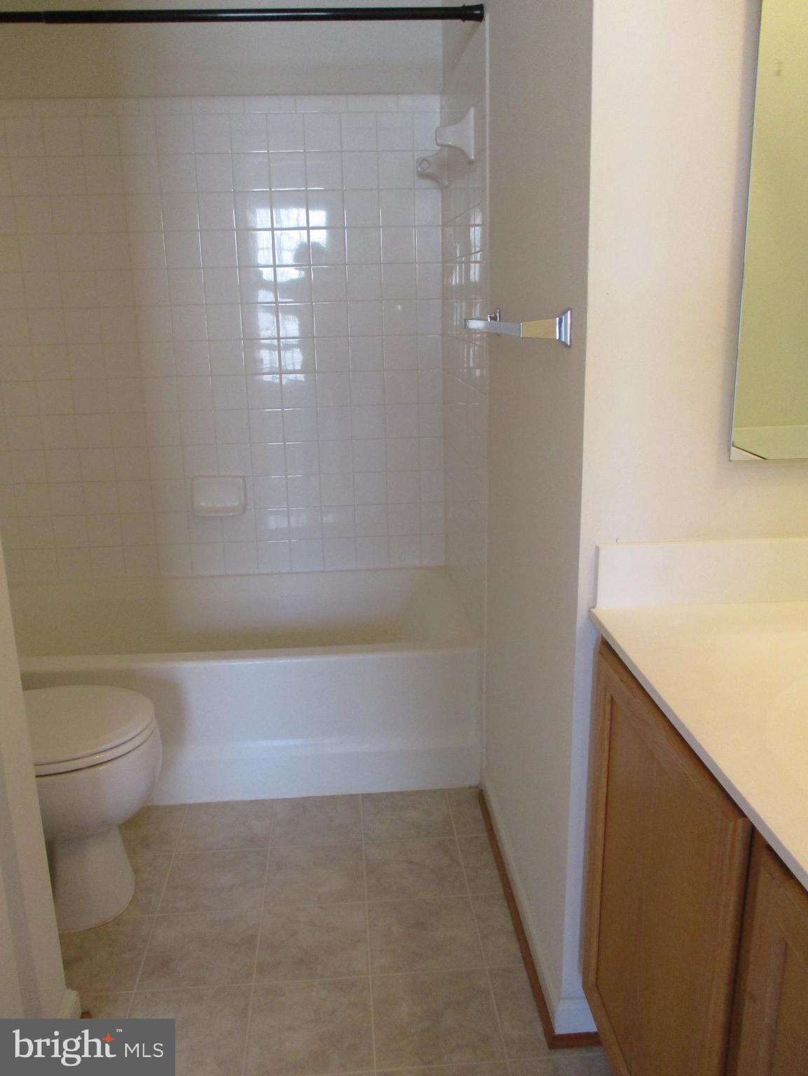 LAKELAND PLACE - Residential