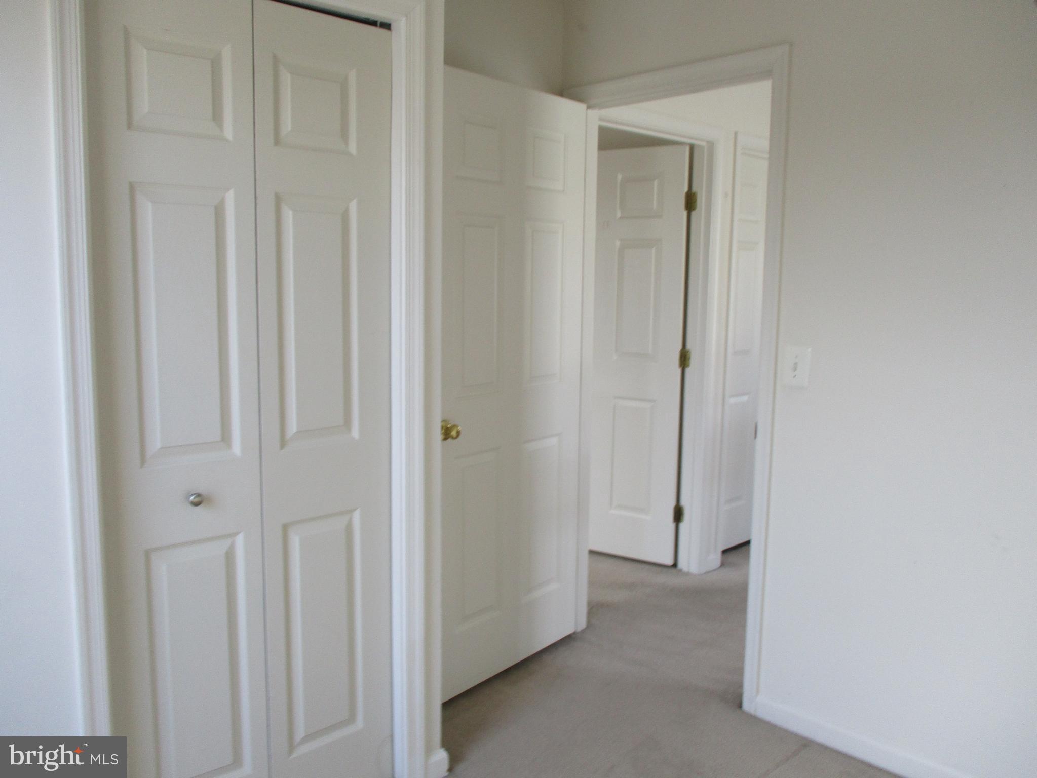 LAKELAND PLACE - Residential