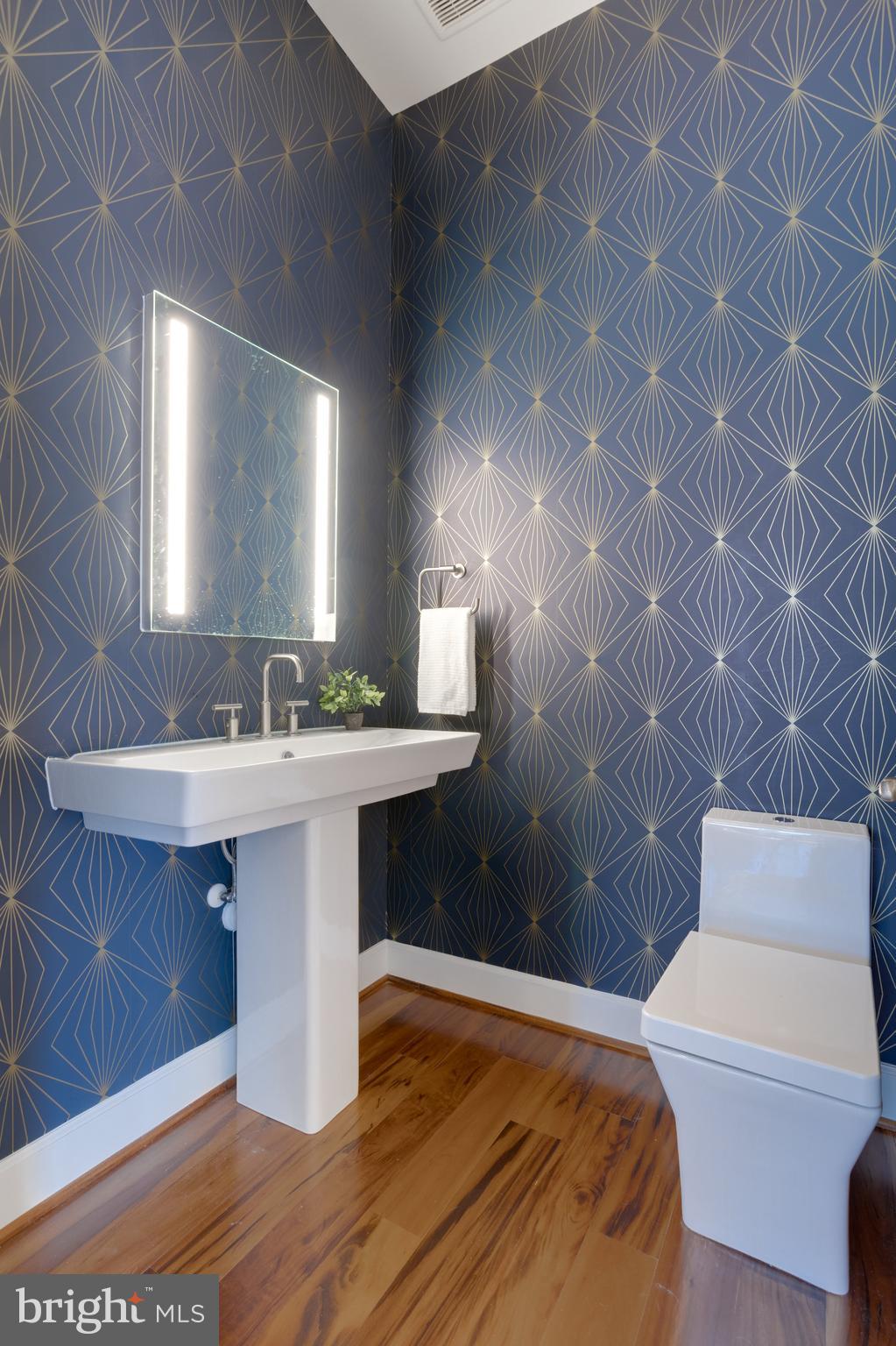 MANTUA - Residential