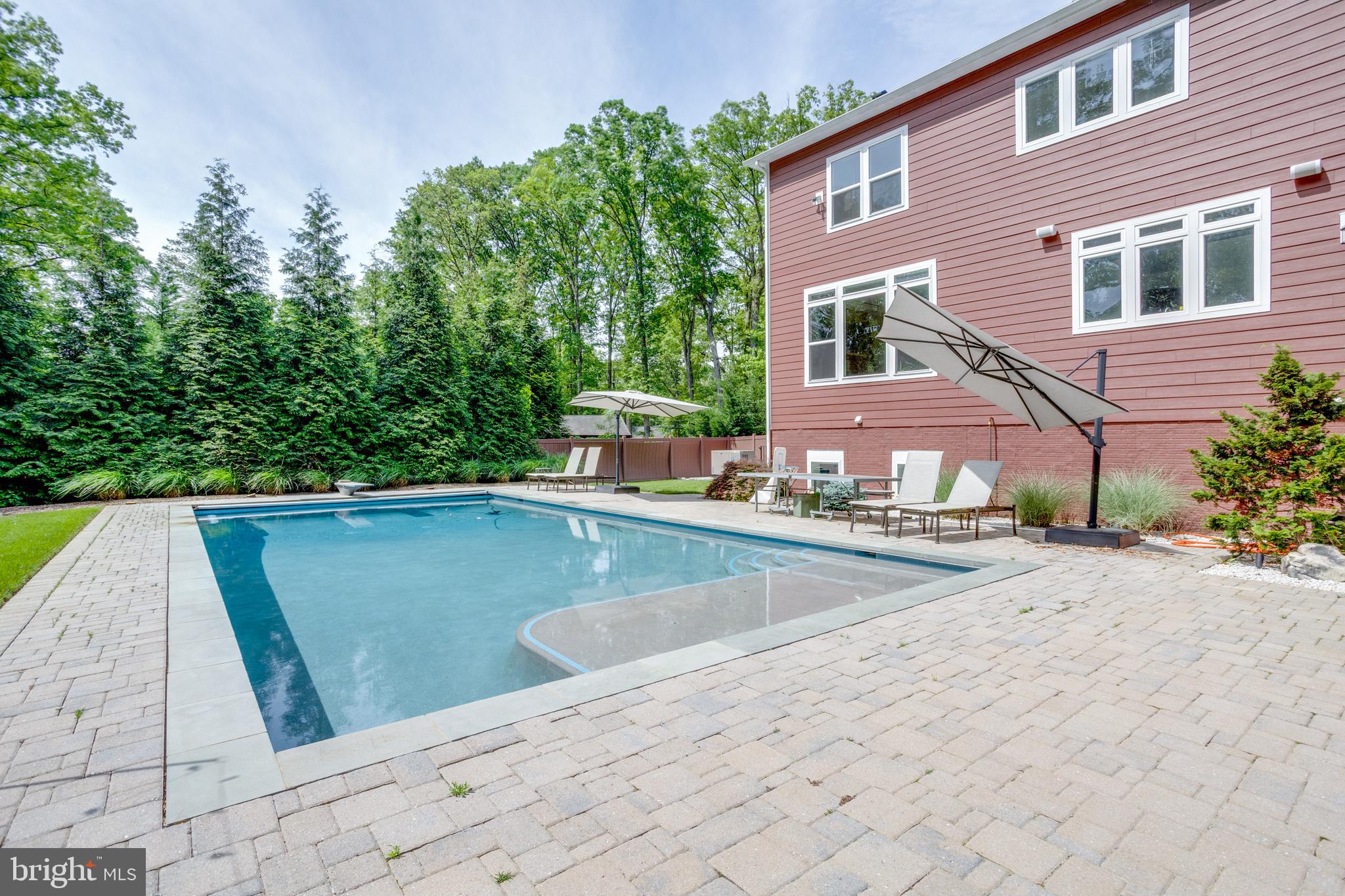 MANTUA - Residential