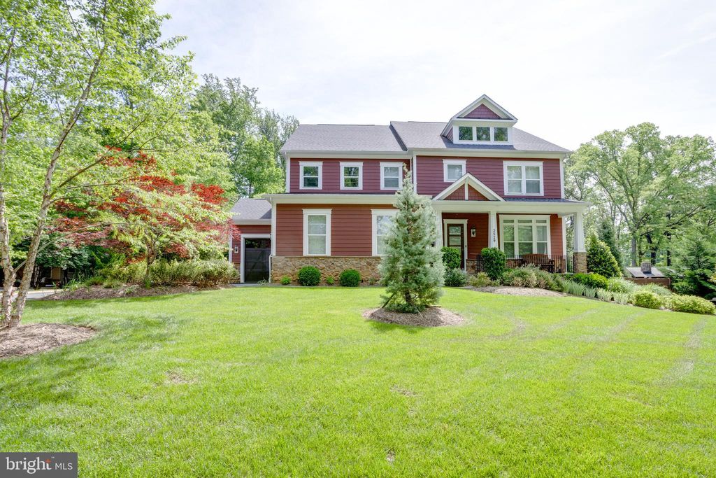 Photo of 3529 Barkley Drive, FAIRFAX, VA 22031 (MLS # VAFX2282952)