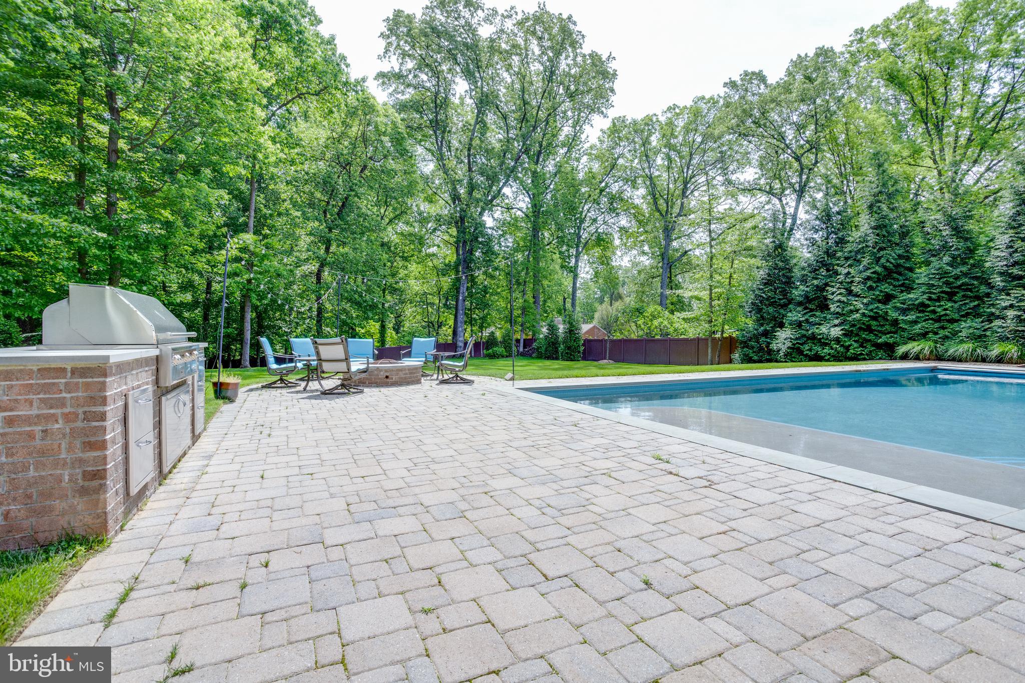 MANTUA - Residential