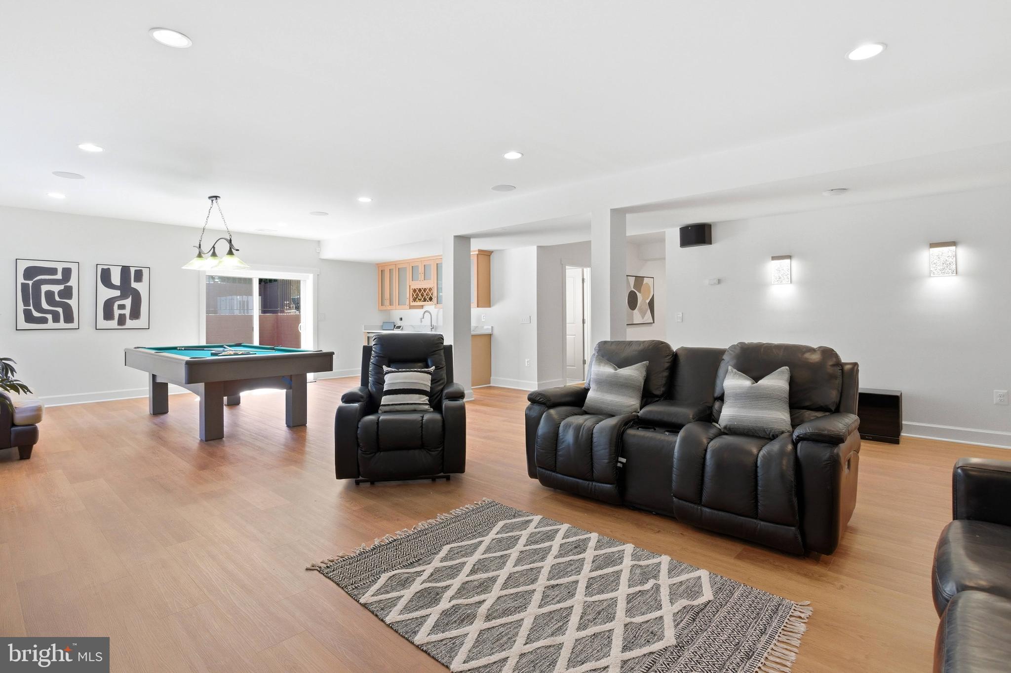 MANTUA - Residential