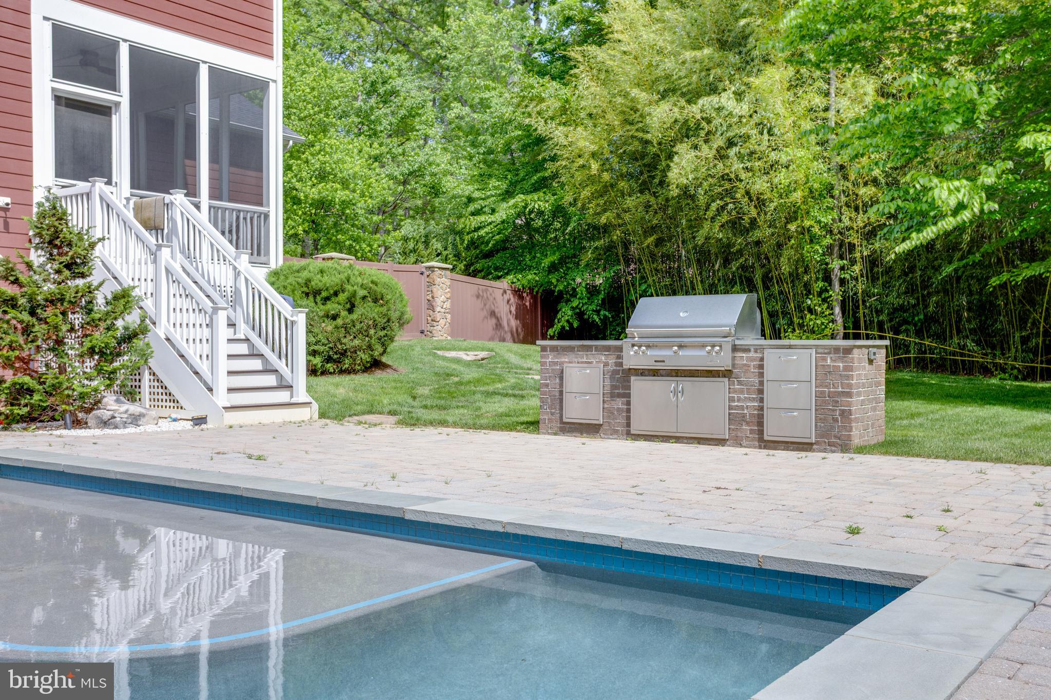 MANTUA - Residential