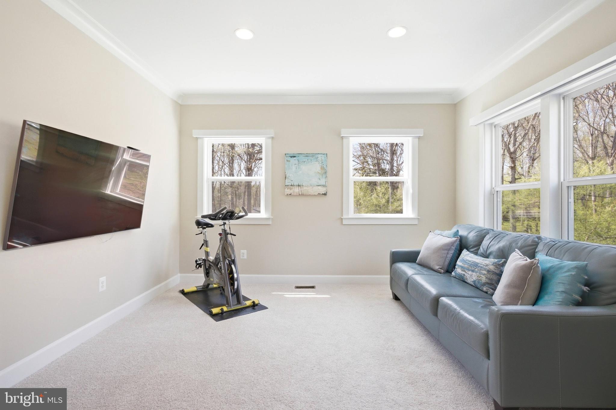 MANTUA - Residential