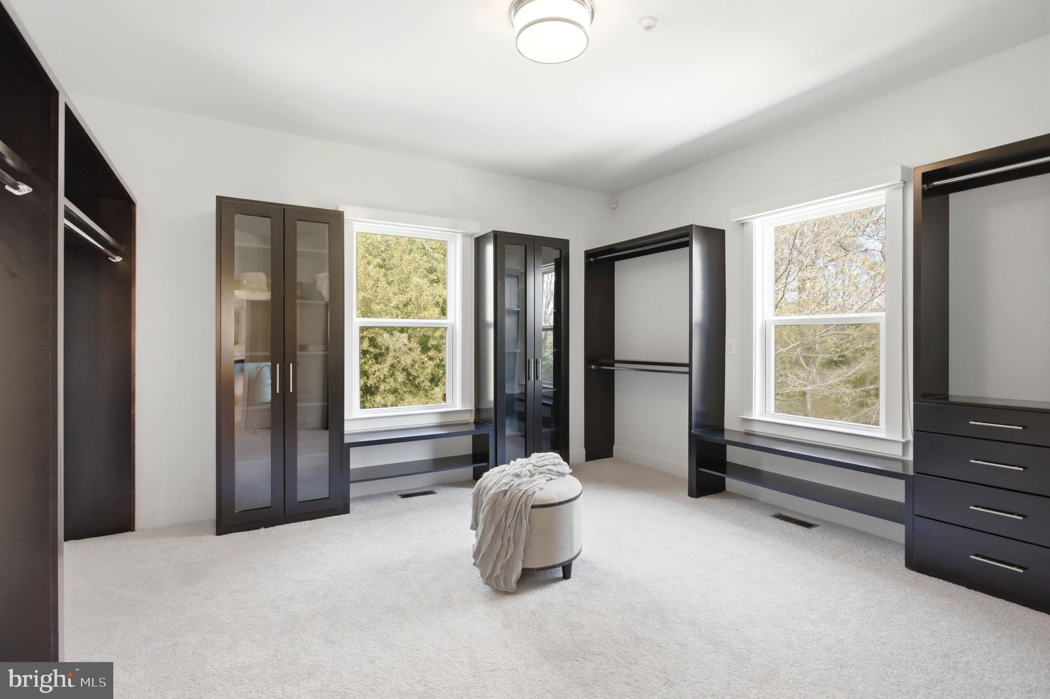 MANTUA - Residential