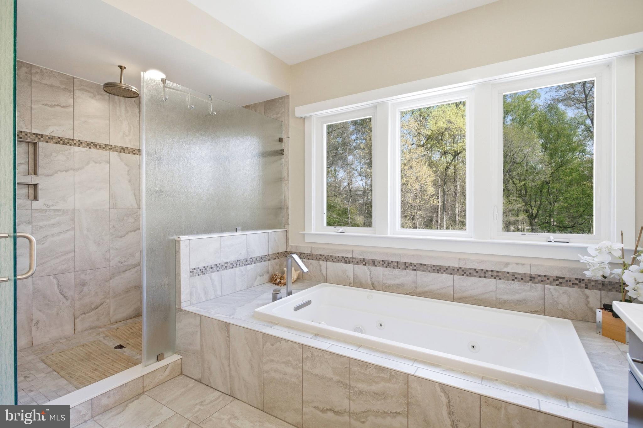 MANTUA - Residential