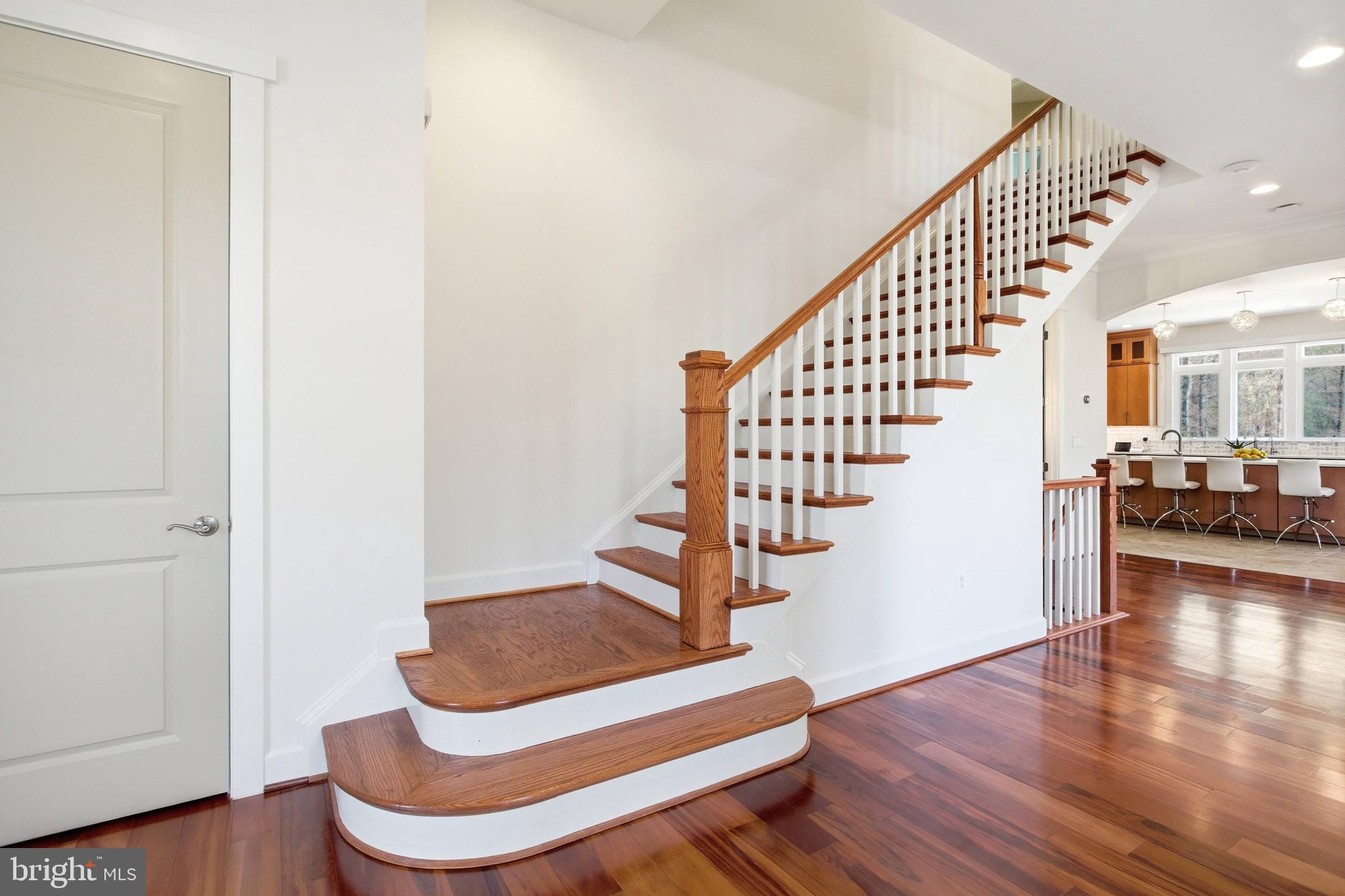 MANTUA - Residential