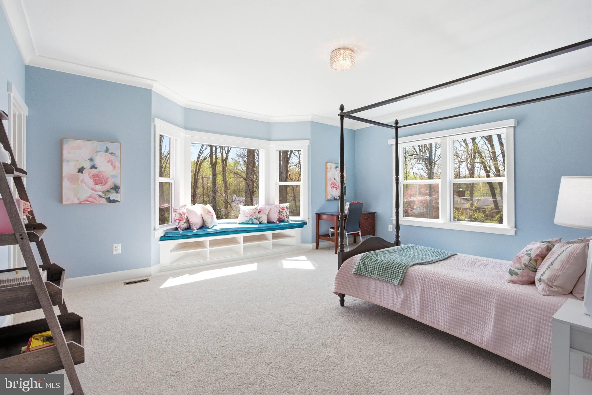 MANTUA - Residential