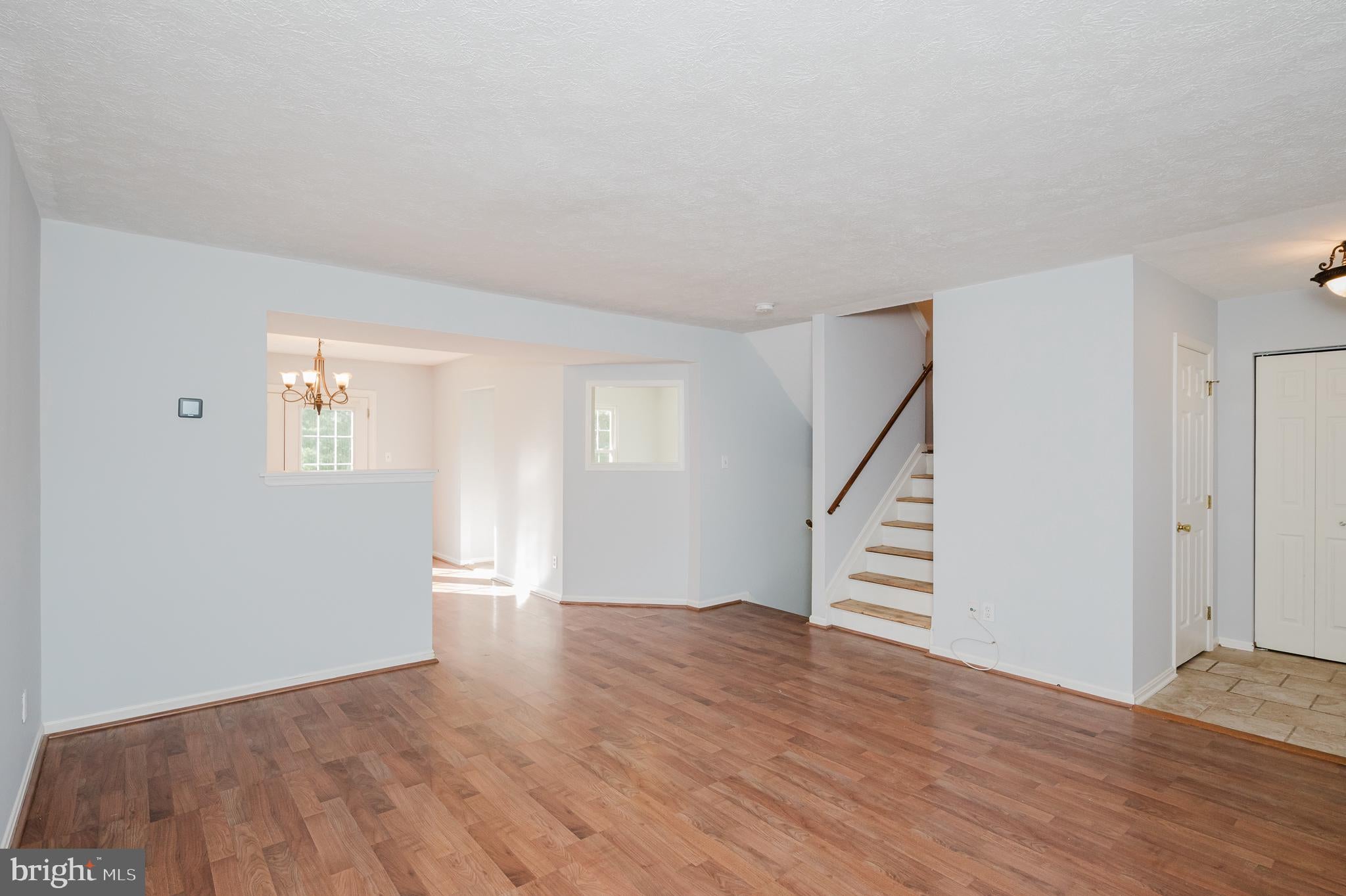 1243 ATHENS COURT
