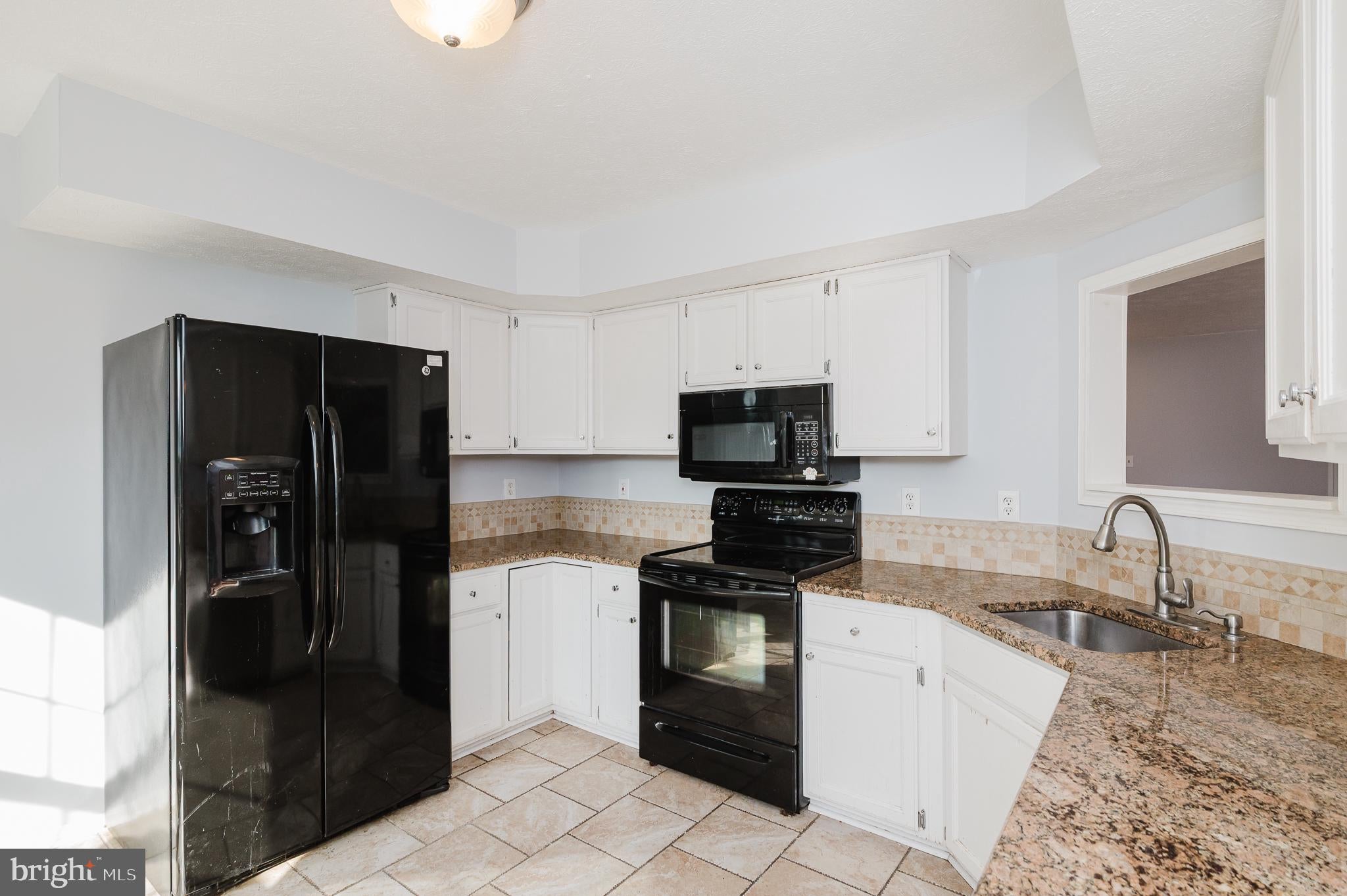 1243 ATHENS COURT