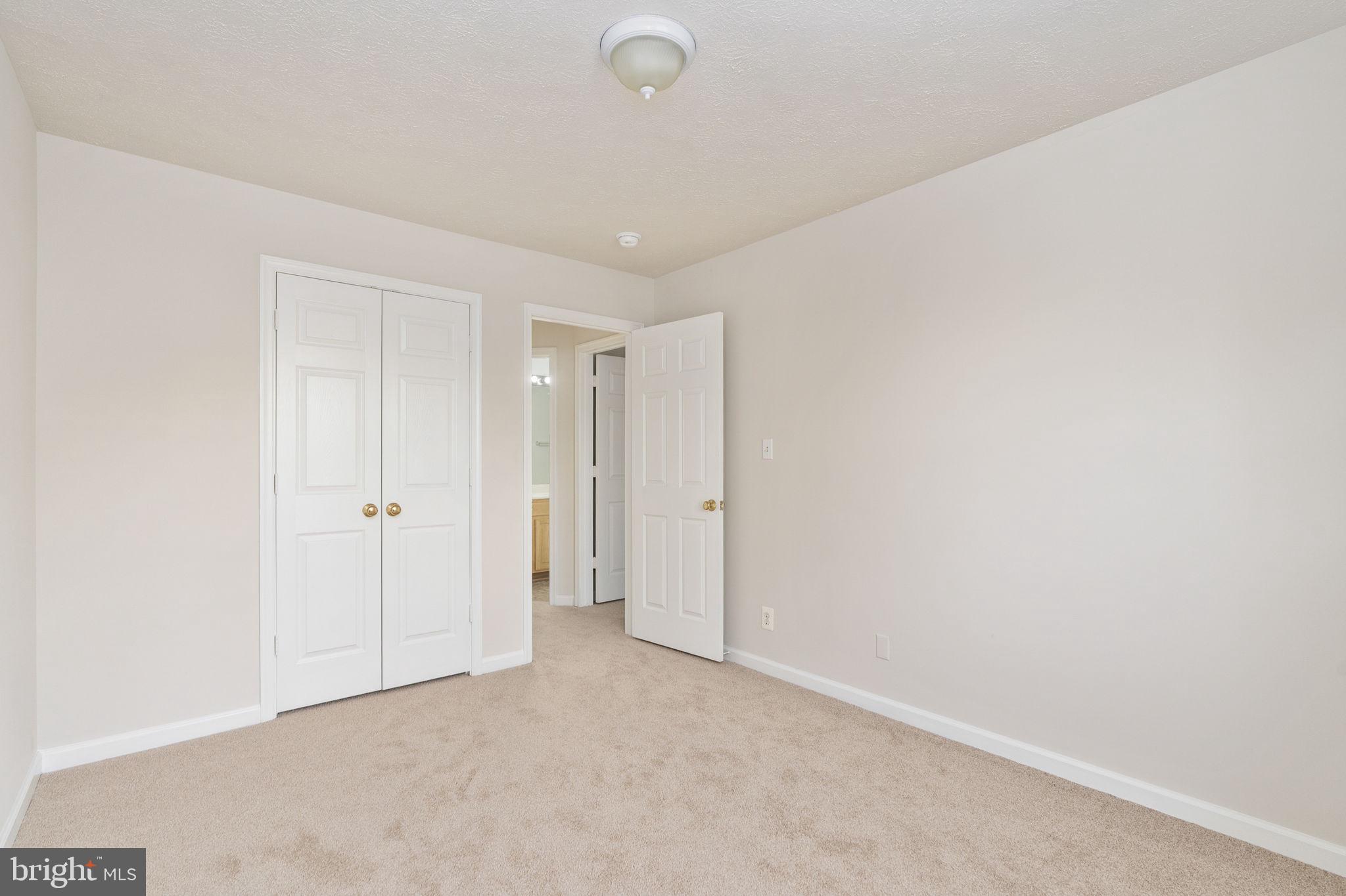 CHARLESTOWN COMMONS - Residential