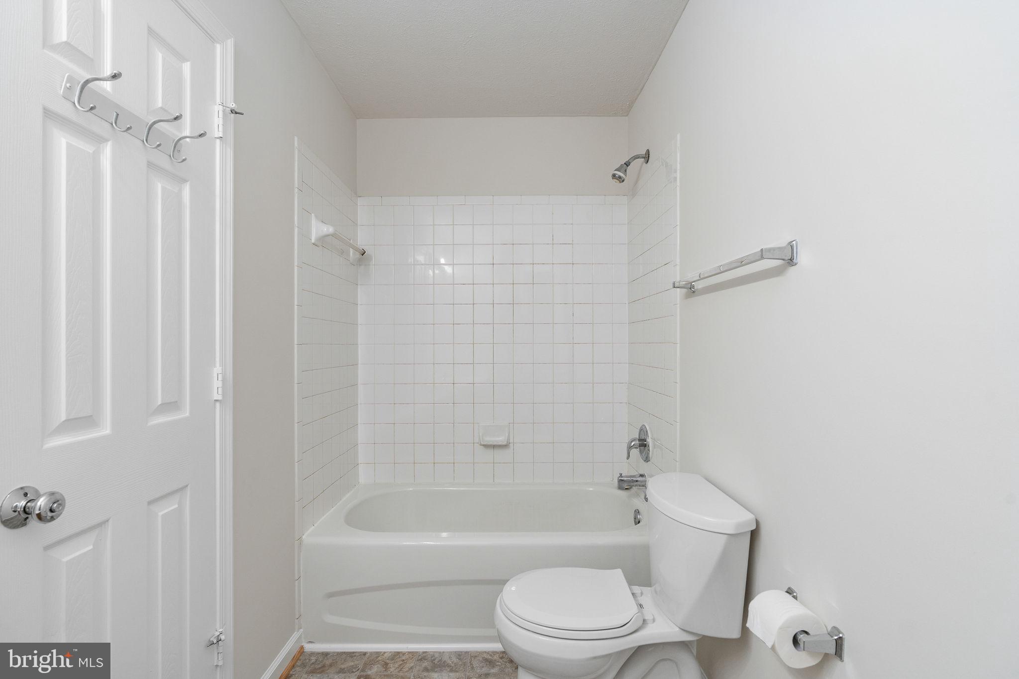 CHARLESTOWN COMMONS - Residential