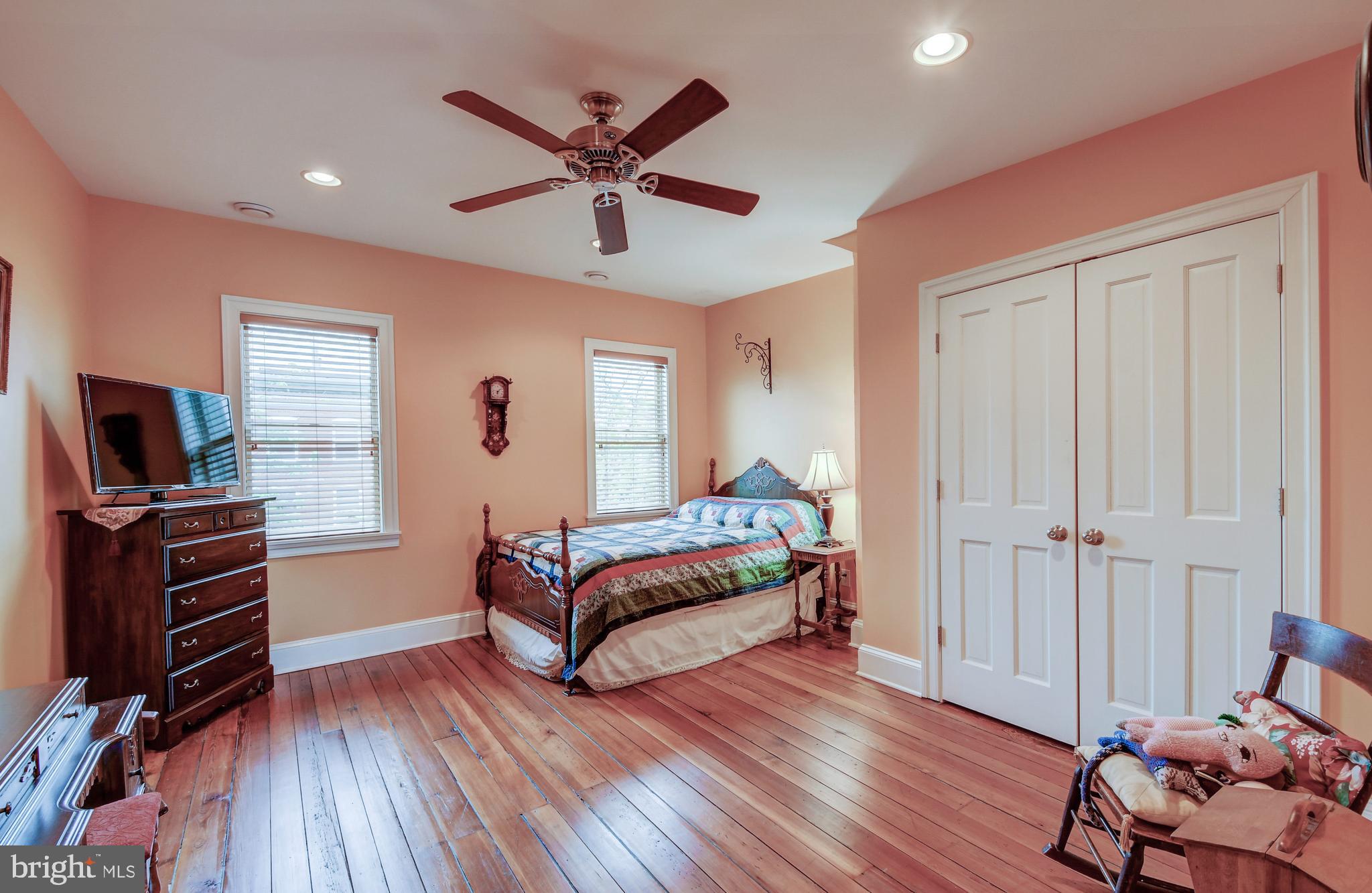 BUTCHER'S HILL - Residential