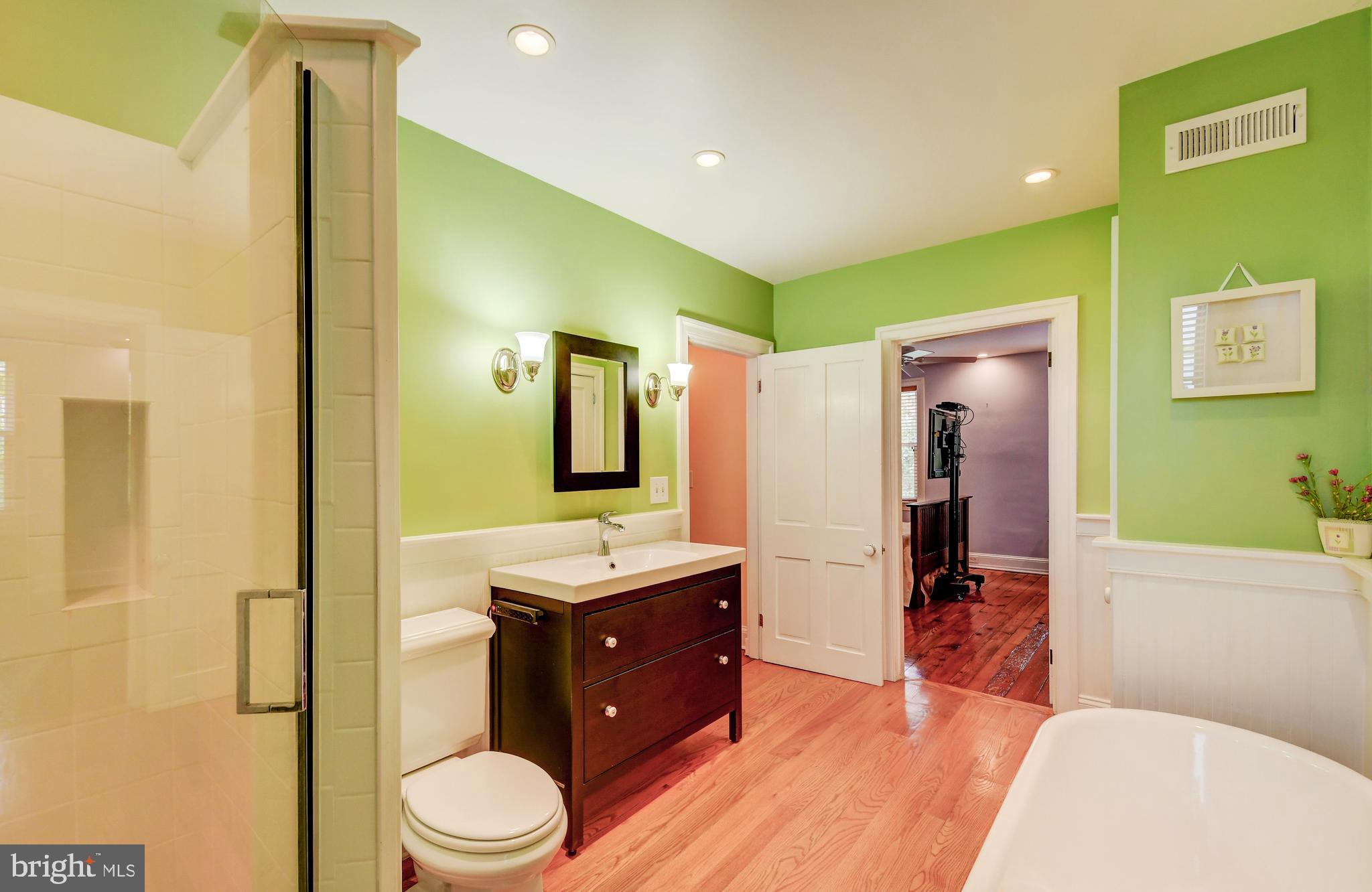 BUTCHER'S HILL - Residential