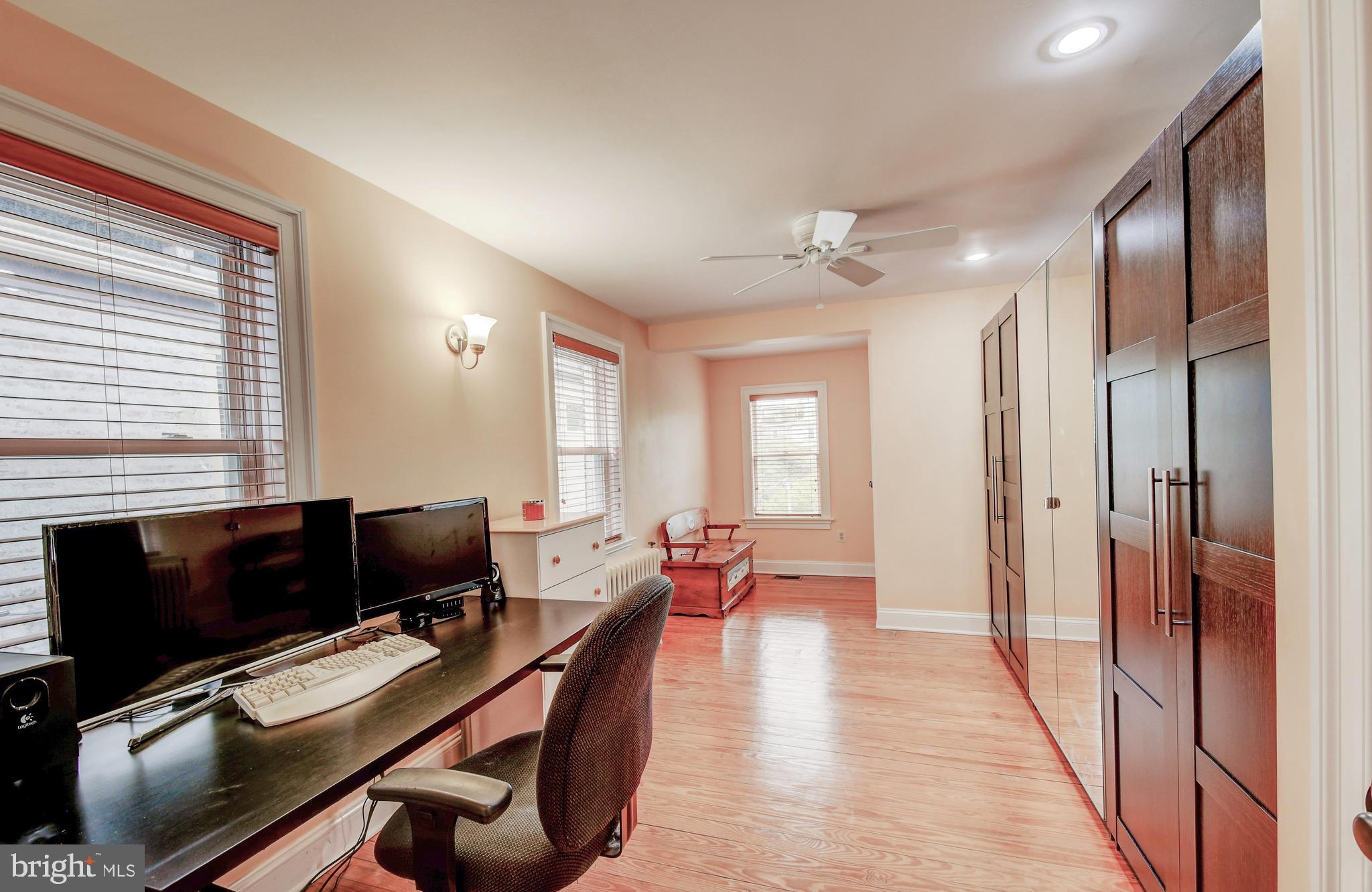 BUTCHER'S HILL - Residential