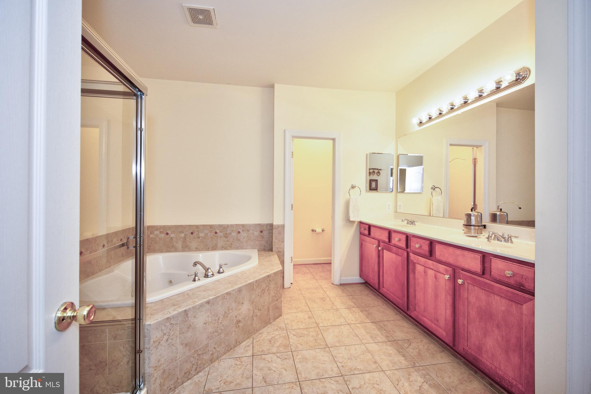 ORCHARD CROSSING - Residential