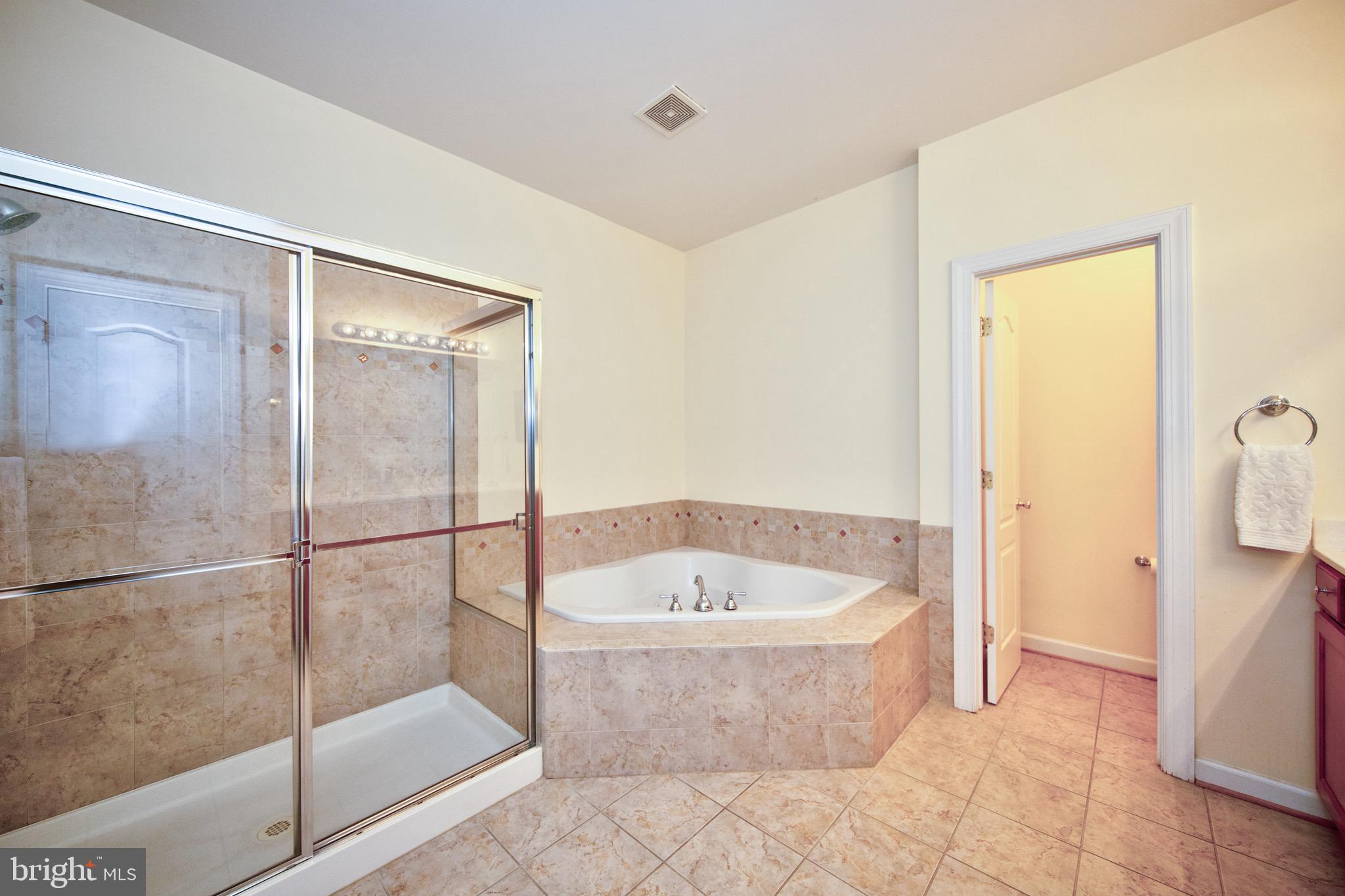 ORCHARD CROSSING - Residential