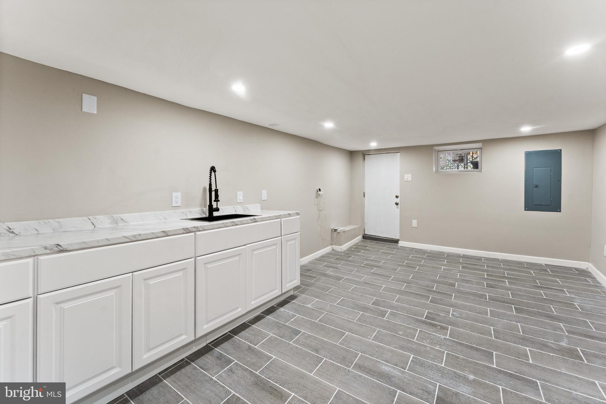 EDMONDSON VIILLAGE - Residential