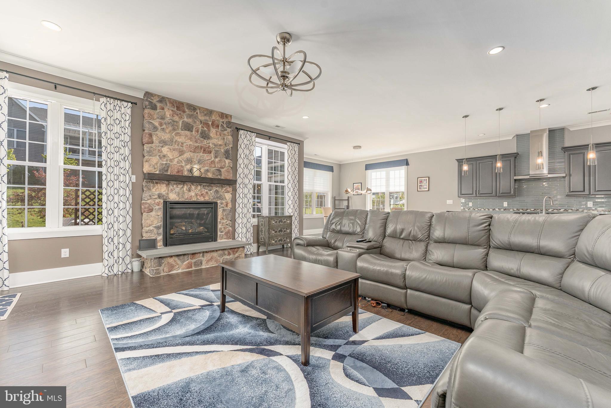 REGENCY AT KIMBER GL - Residential