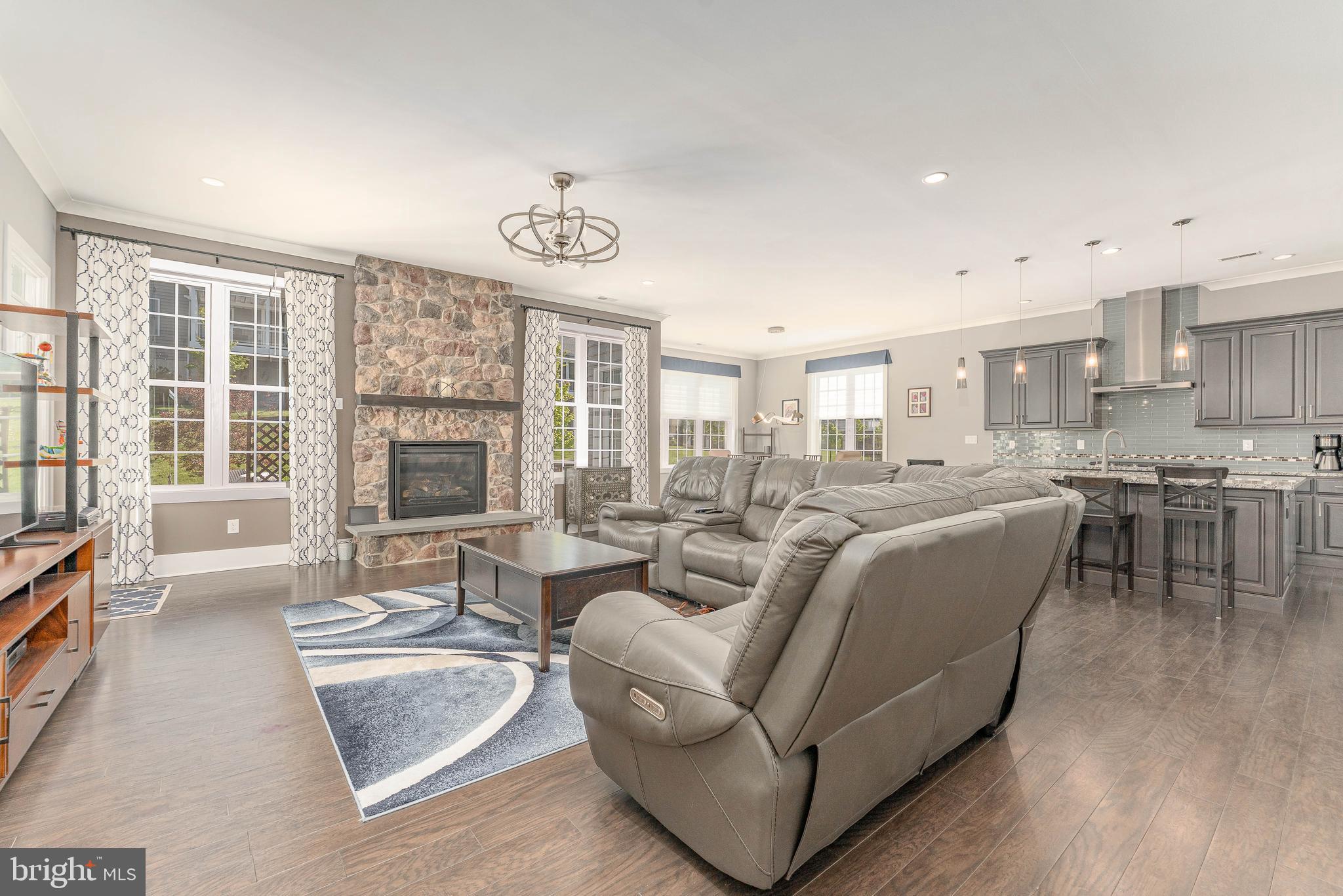 REGENCY AT KIMBER GL - Residential