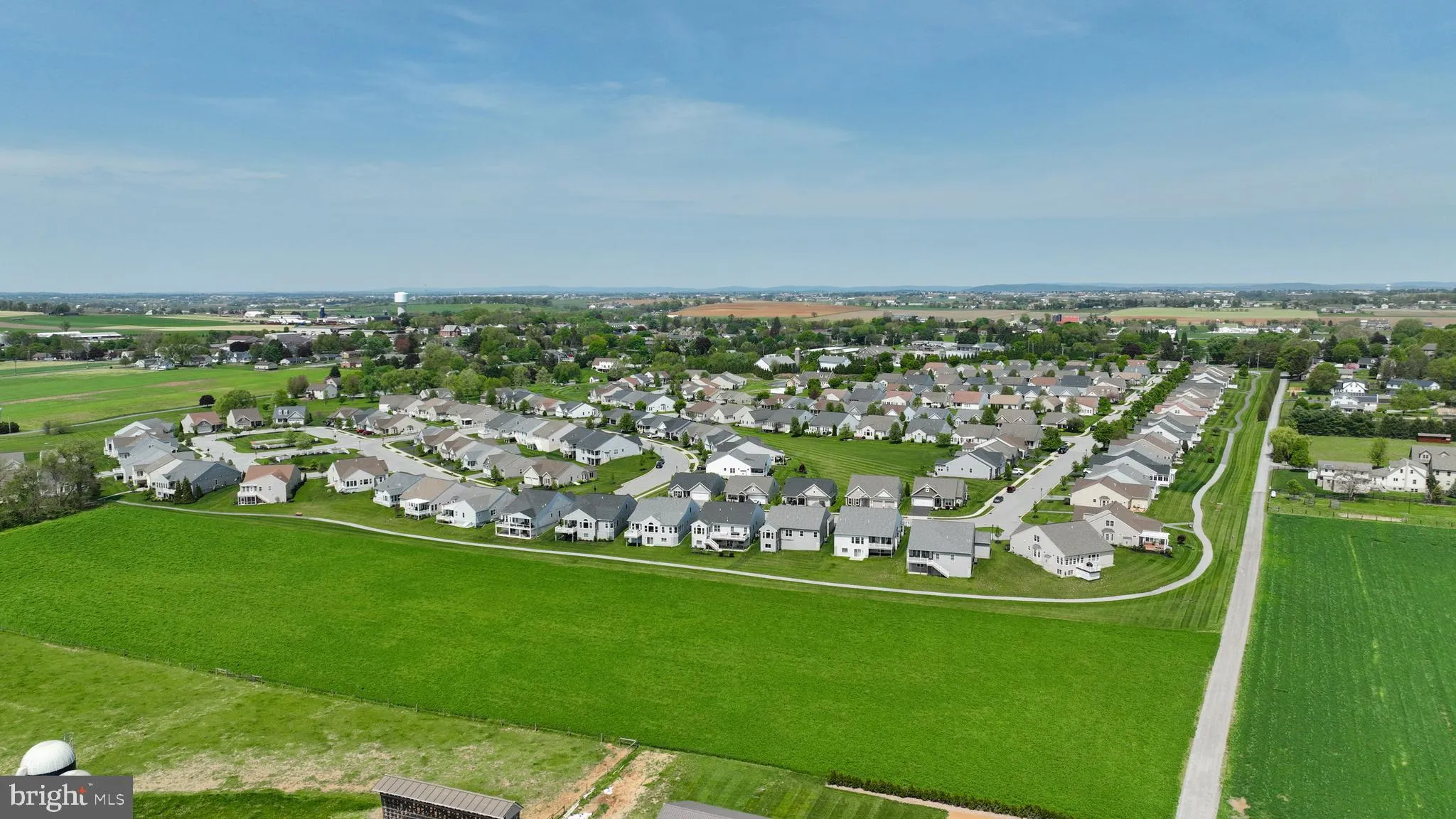 Gordonville, Pennsylvania 17529, United States, 3 Bedrooms Bedrooms, ,2 BathroomsBathrooms,Residential,Pending,123388