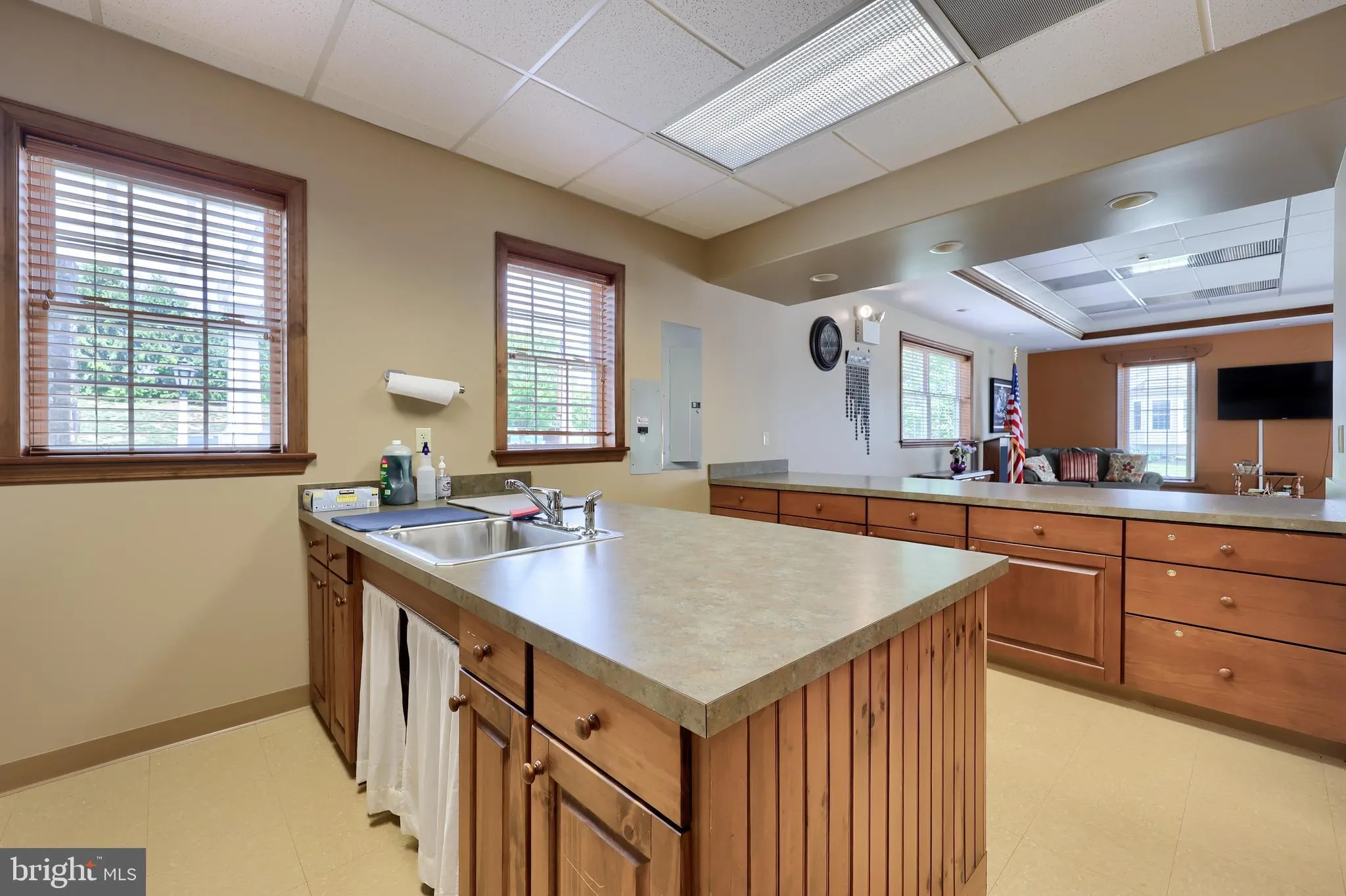 Gordonville, Pennsylvania 17529, United States, 3 Bedrooms Bedrooms, ,2 BathroomsBathrooms,Residential,Pending,123388