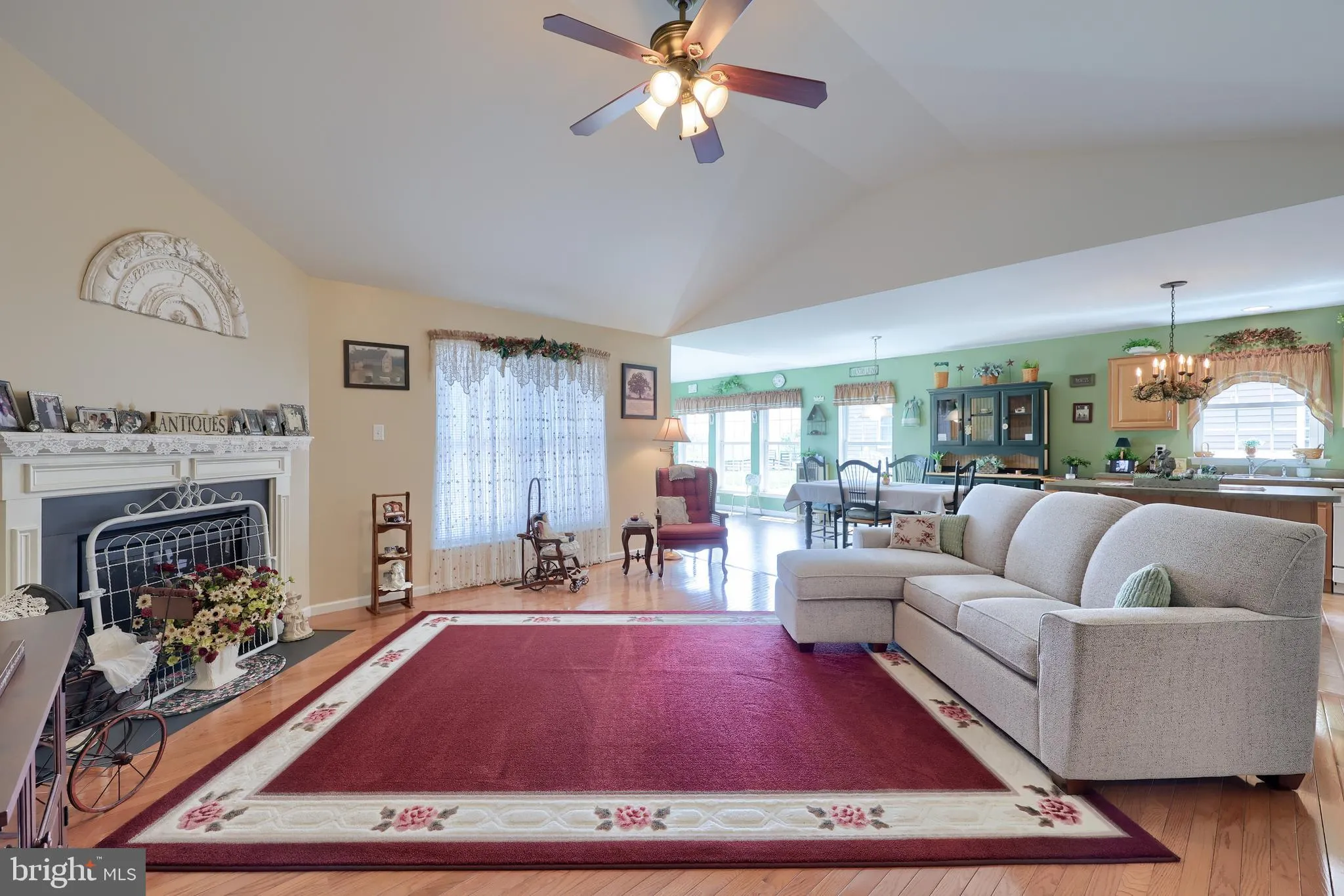 Gordonville, Pennsylvania 17529, United States, 3 Bedrooms Bedrooms, ,2 BathroomsBathrooms,Residential,Pending,123388